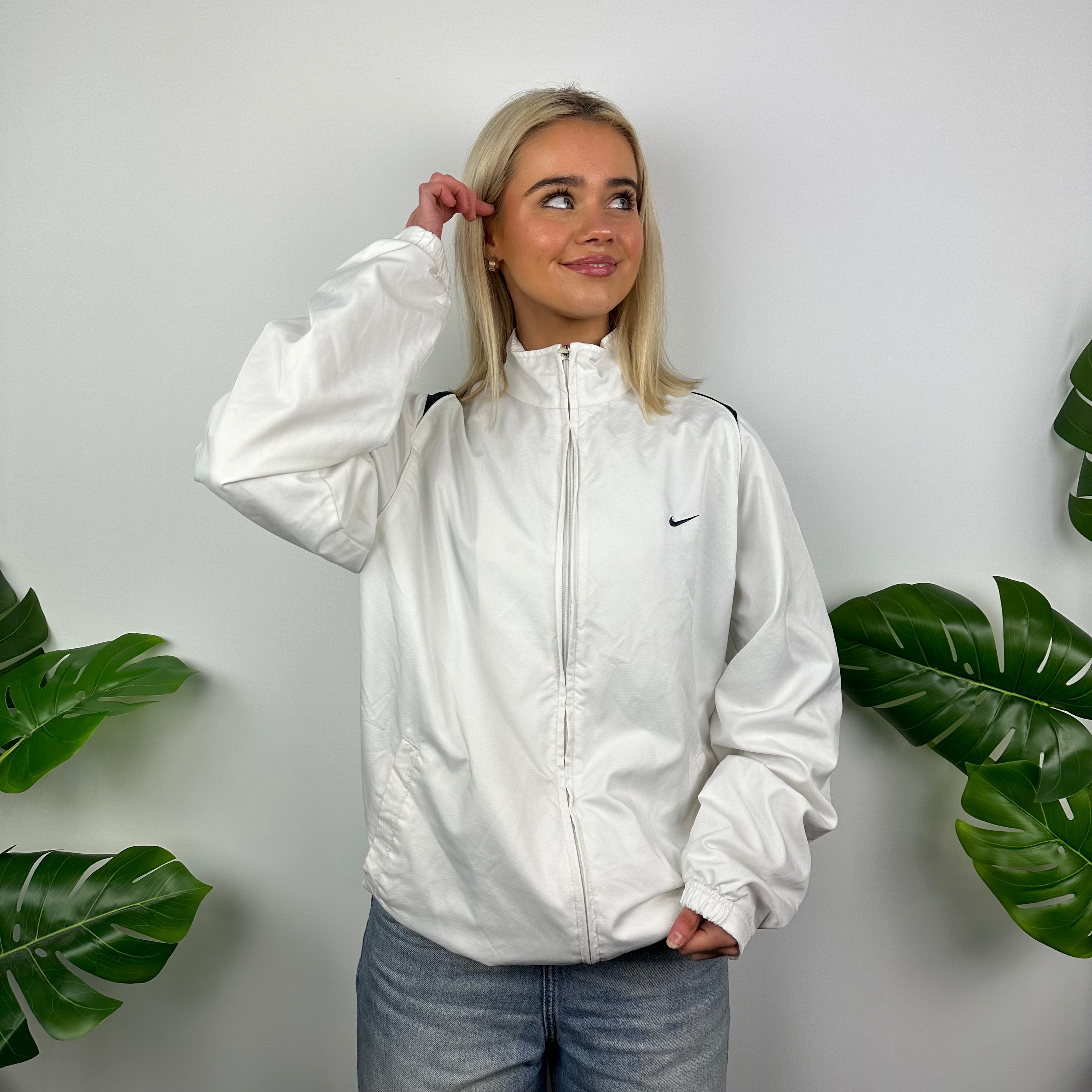 Nike White Embroidered Swoosh Windbreaker Jacket (M)