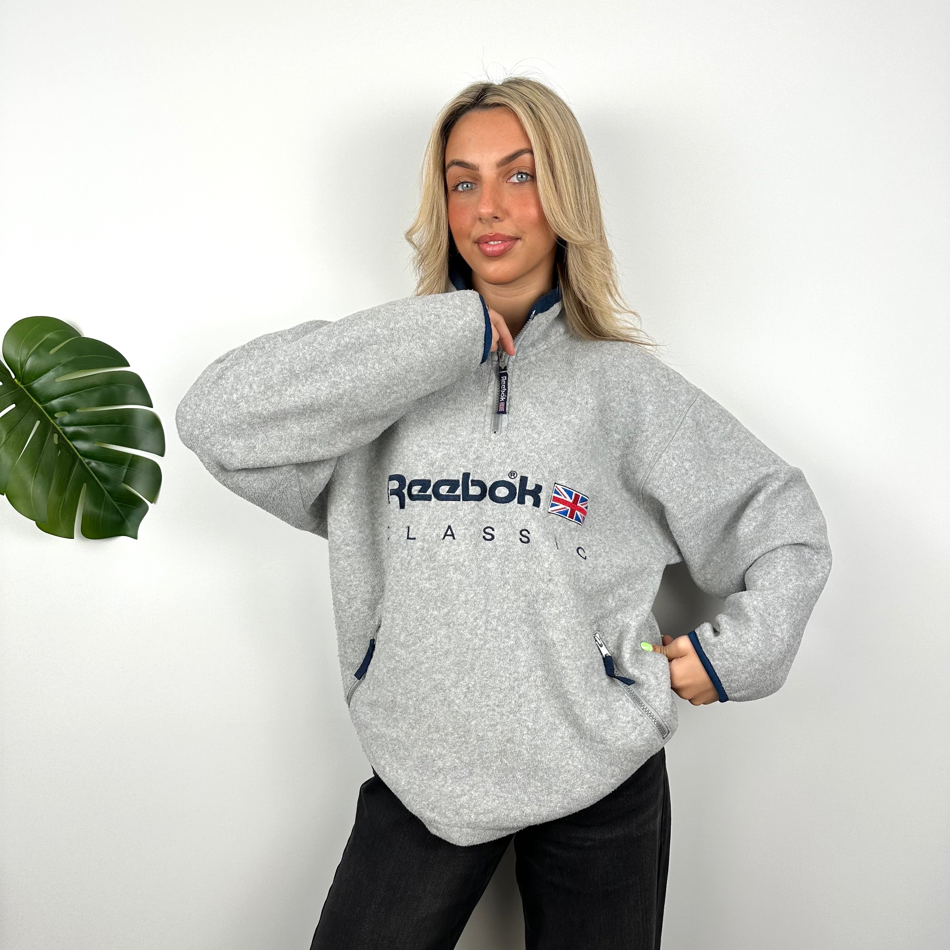 Reebok Grey Embroidered Spell Out Teddy Bear Fleece Quarter Zip Sweatshirt (L)