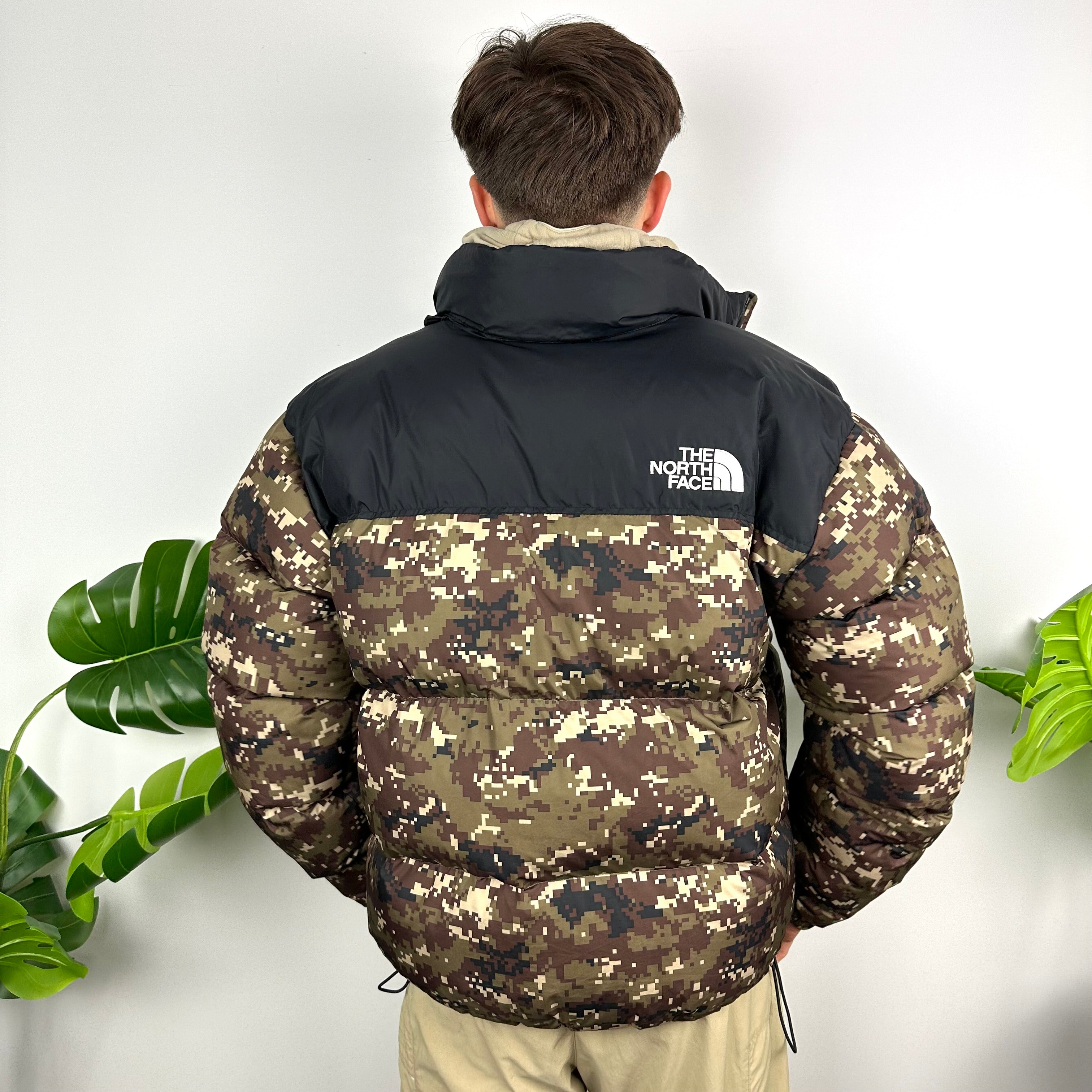 North Face Camouflage Puffer Jacket (L)