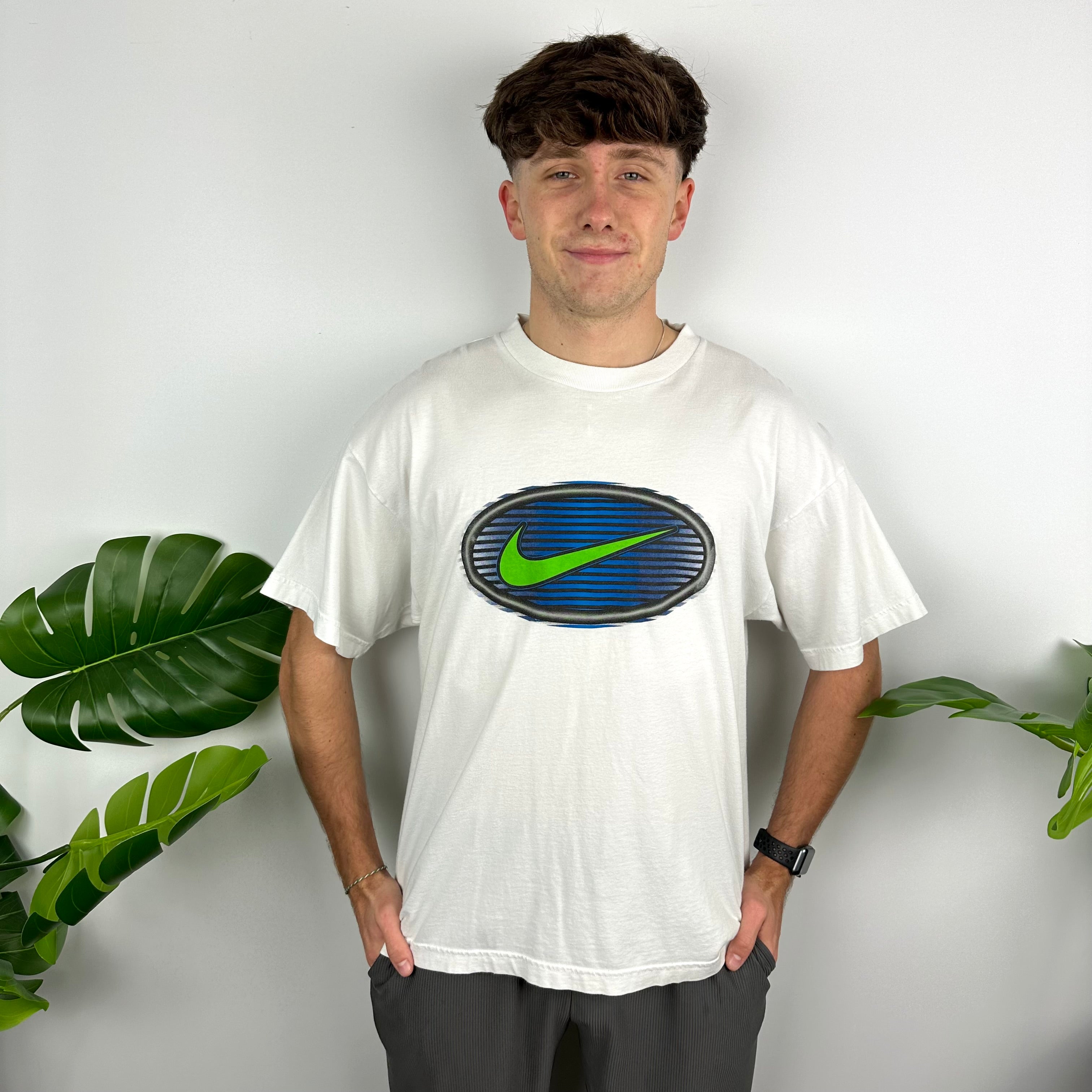 Nike White Swoosh T Shirt (L)