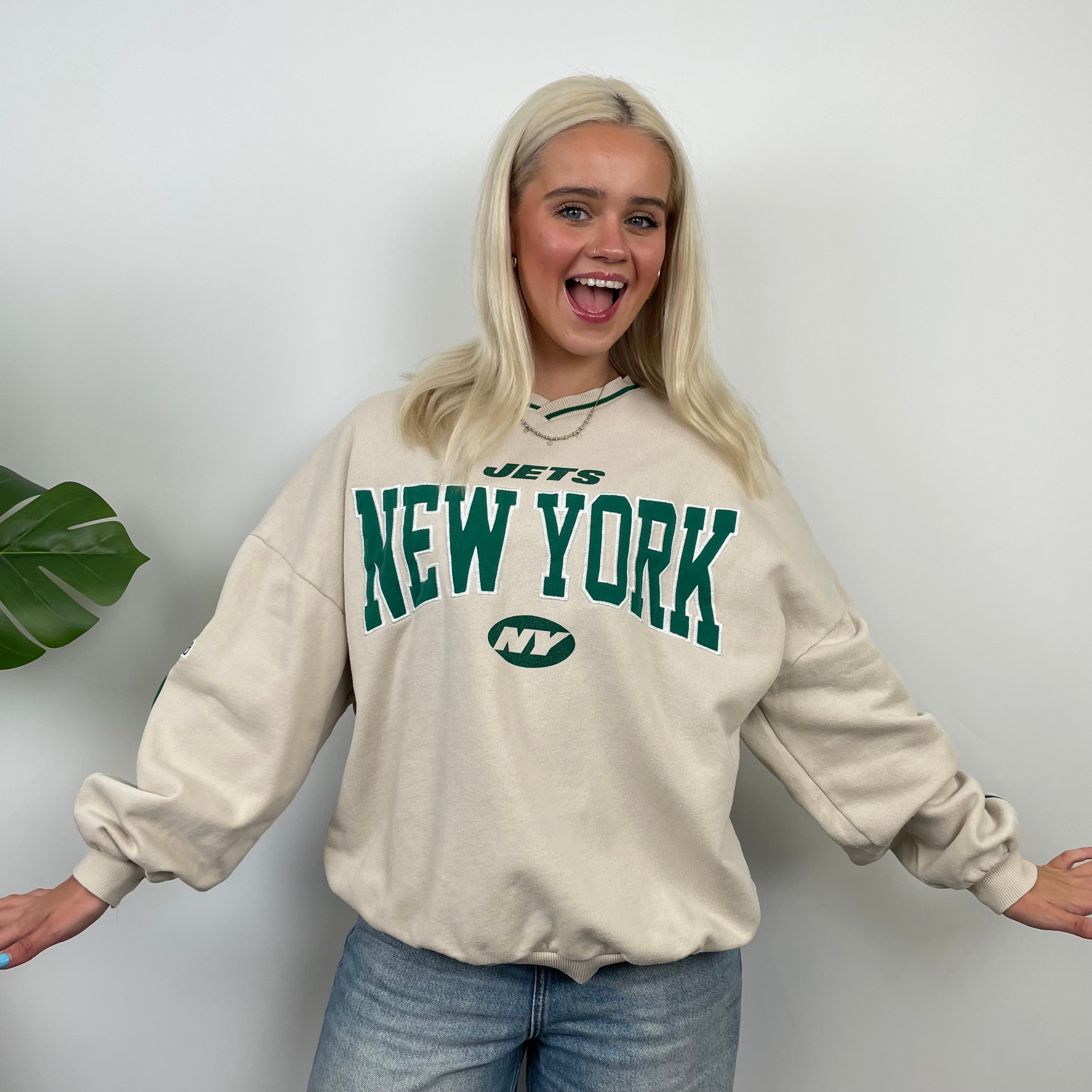 New York Jets Cream Embroidered Spell Out Sweatshirt (S)