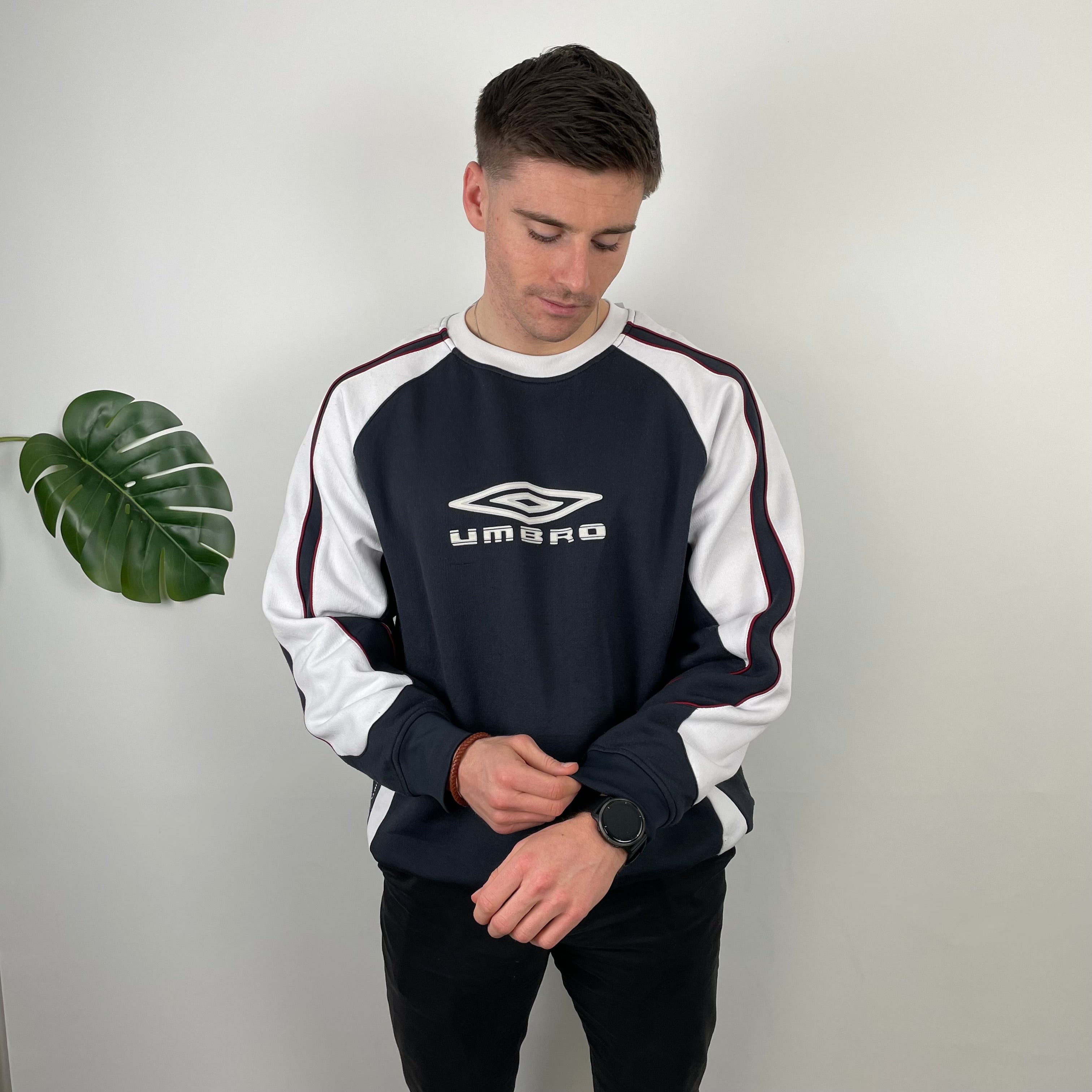 Umbro Navy Embroidered Spell Out Sweatshirt (L)