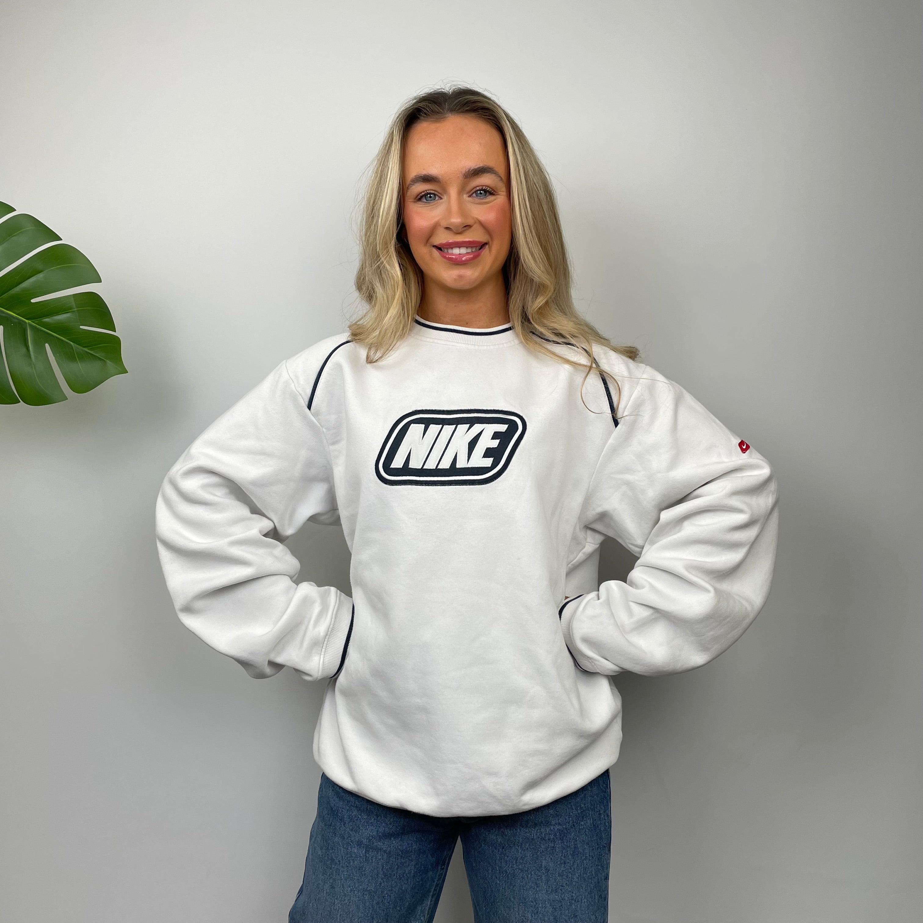 Nike RARE White Embroidered Spell Out Sweatshirt as worn by Molly Mae Hague (M)