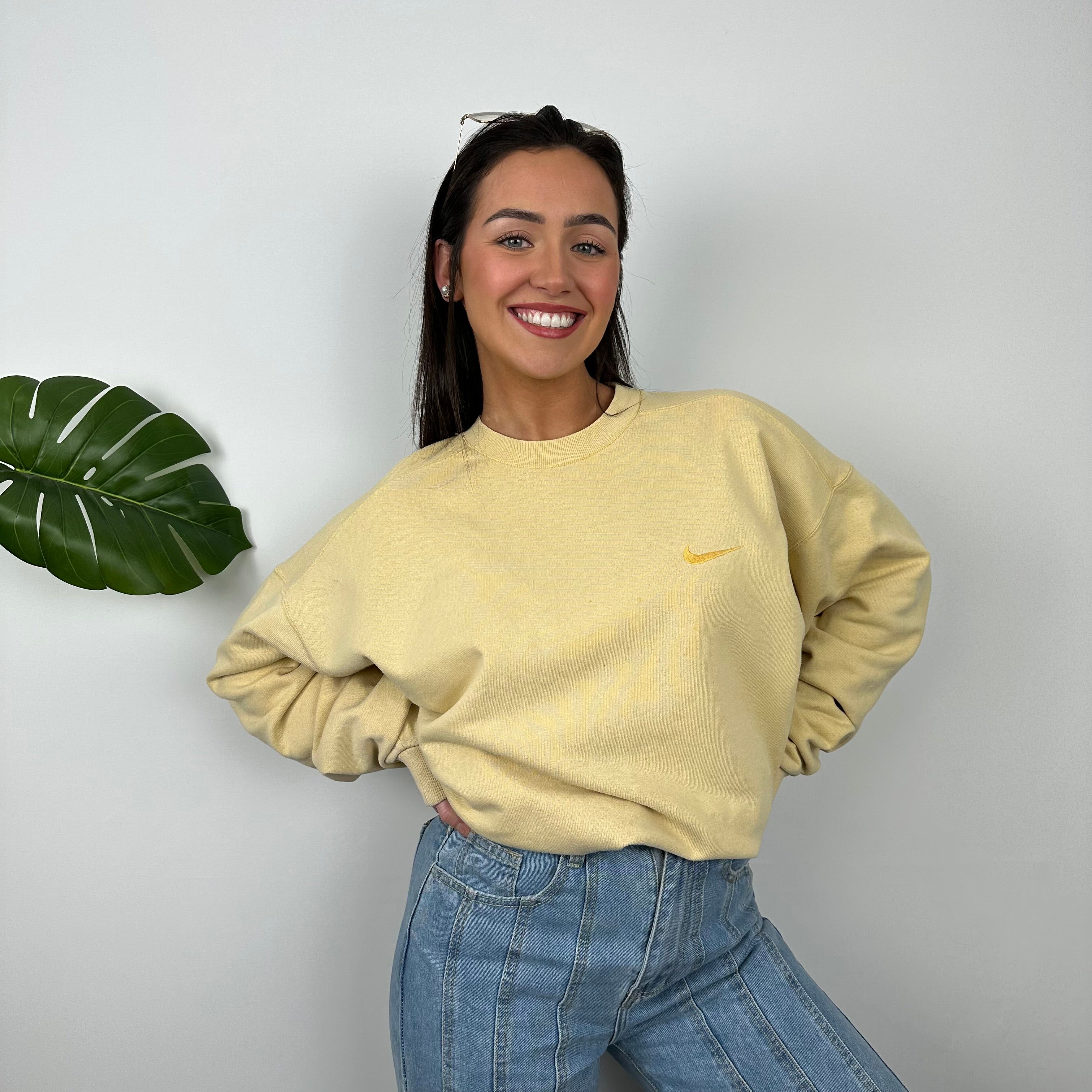 Nike RARE Pastel Yellow Embroidered Swoosh Sweatshirt (L)