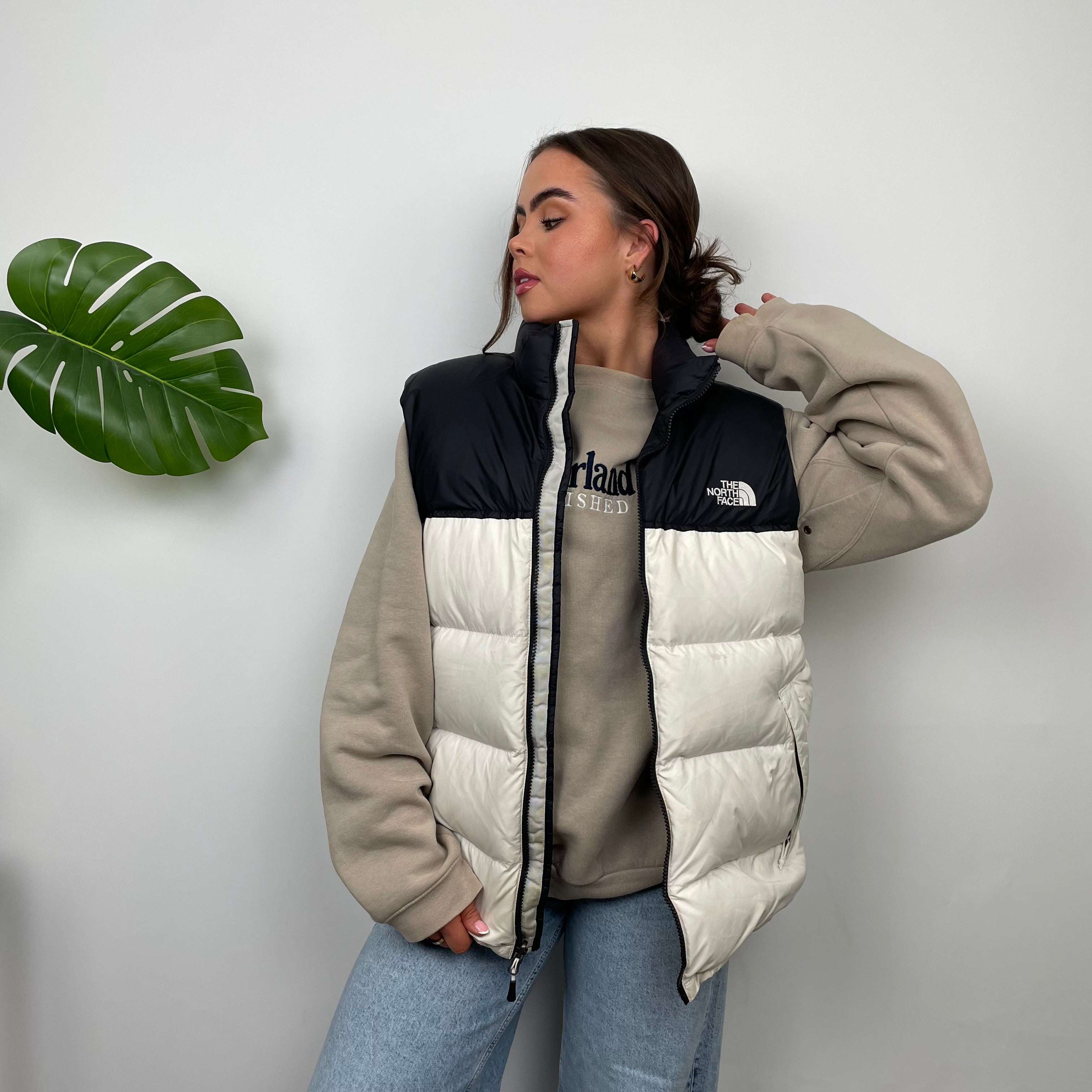 The North Face RARE White Nuptse 700 Puffer Gilet (L)