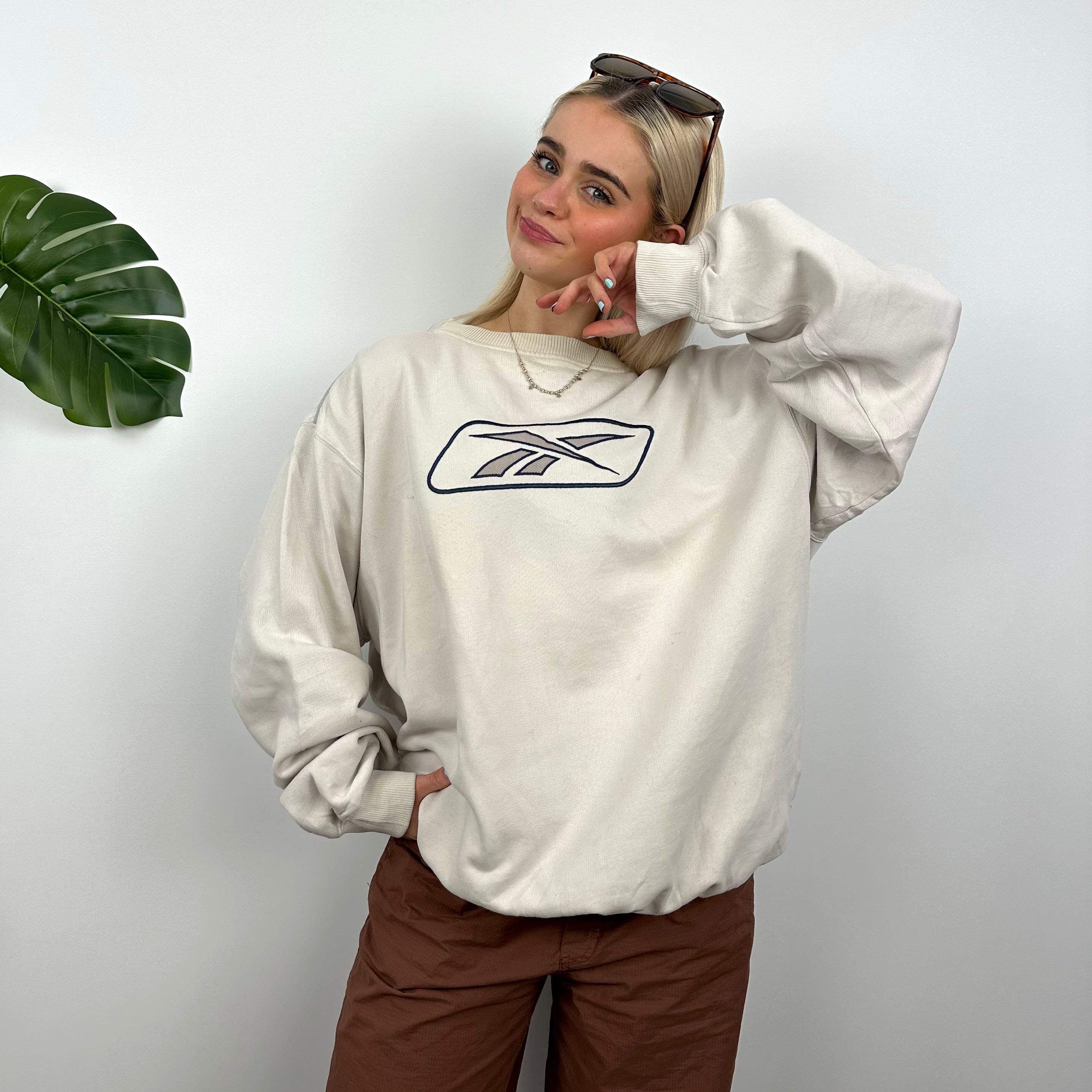 Reebok Cream Embroidered Logo Sweatshirt (L)