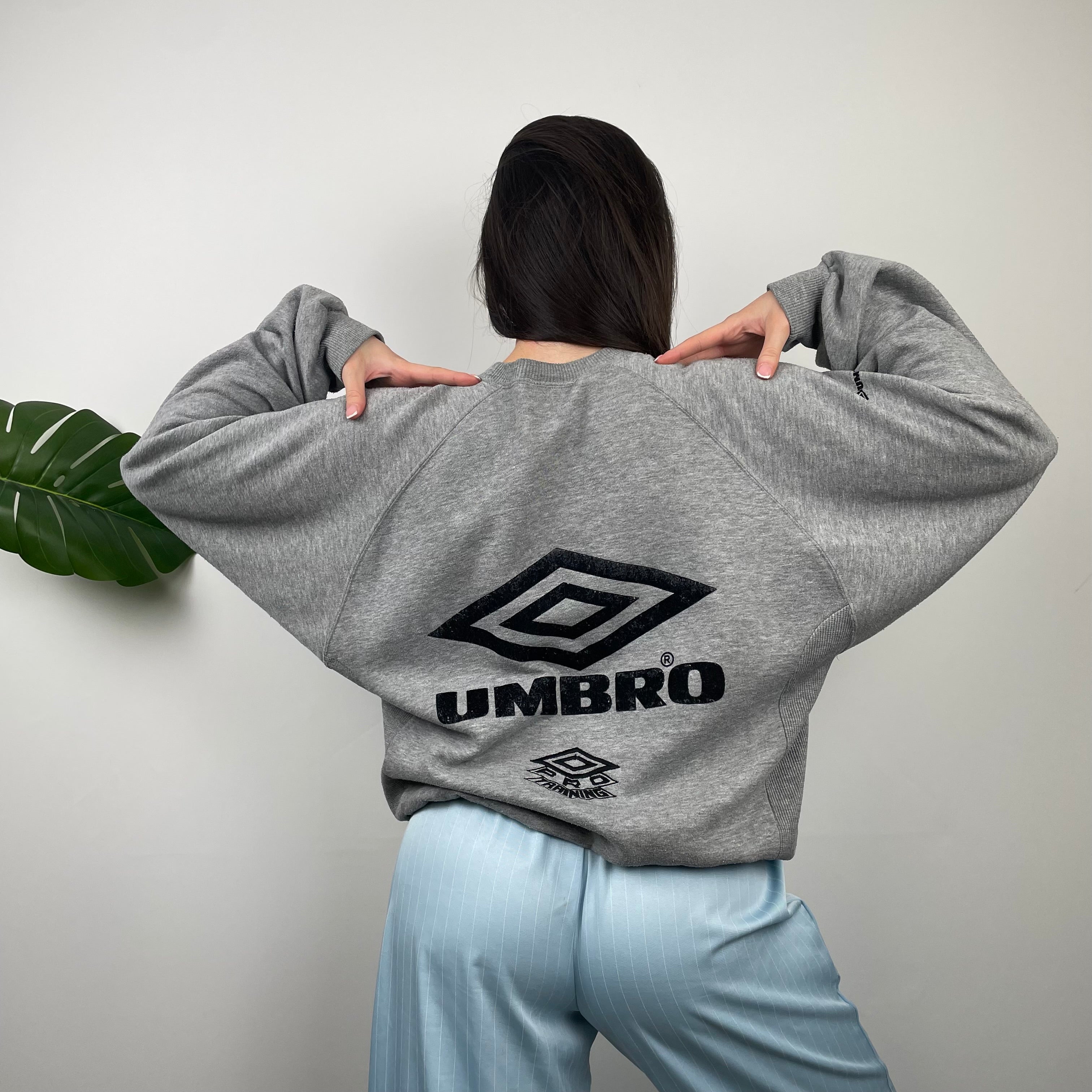 Umbro Grey Embroidered Spell Out Sweatshirt (M)