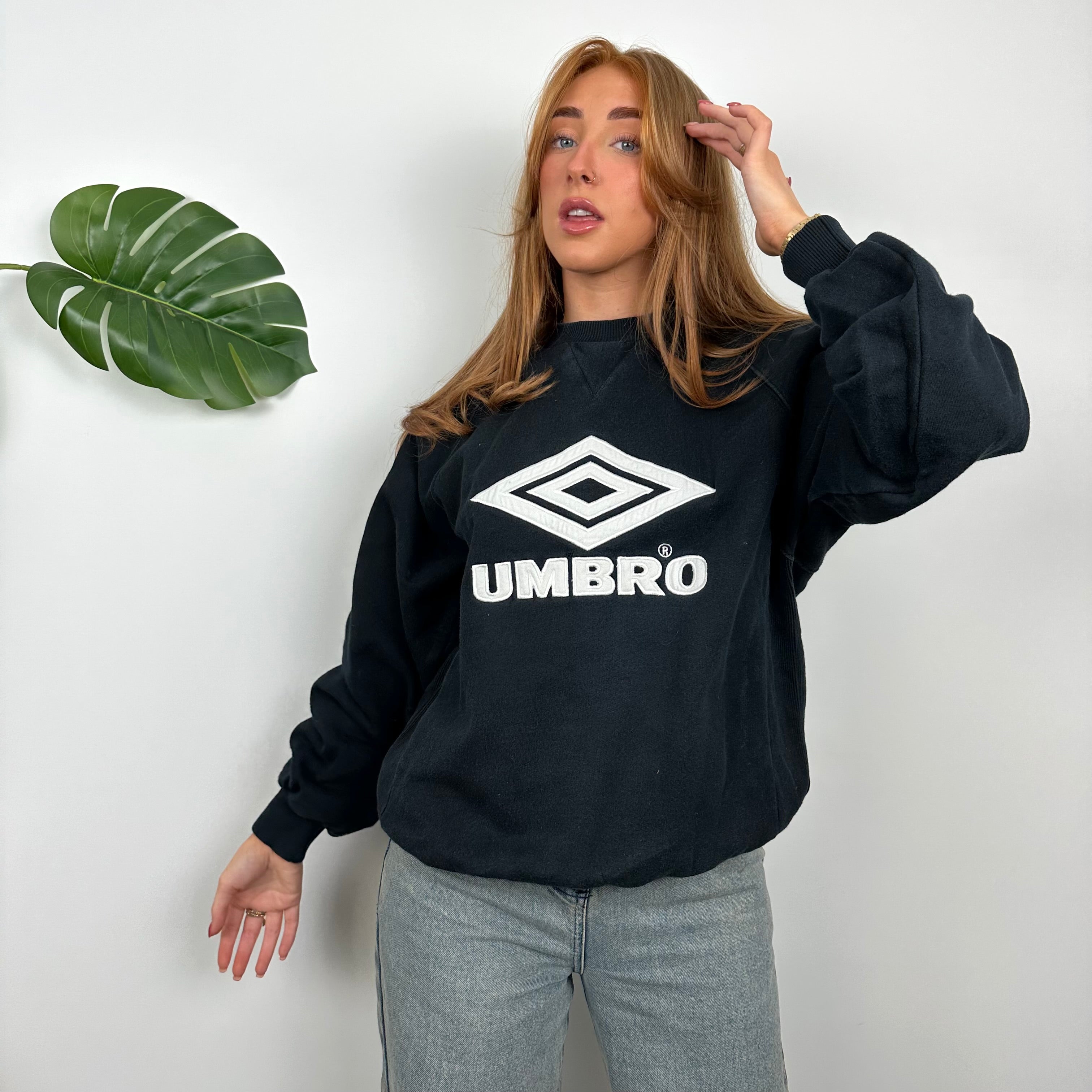 Umbro Black Embroidered Spell Out Sweatshirt (M)