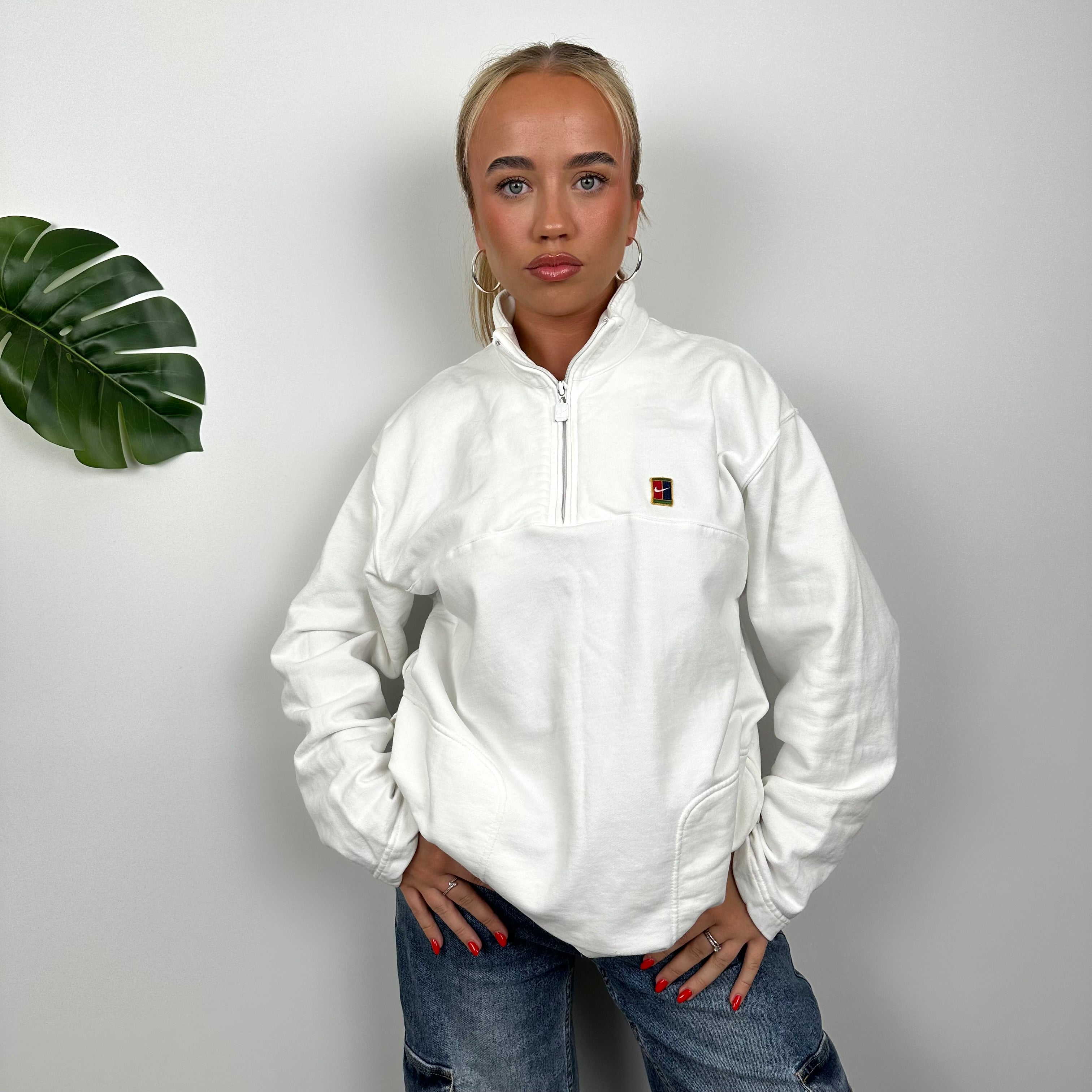 Nike Challenge Court RARE White Embroidered Swoosh Quarter Zip Sweatshirt (M)