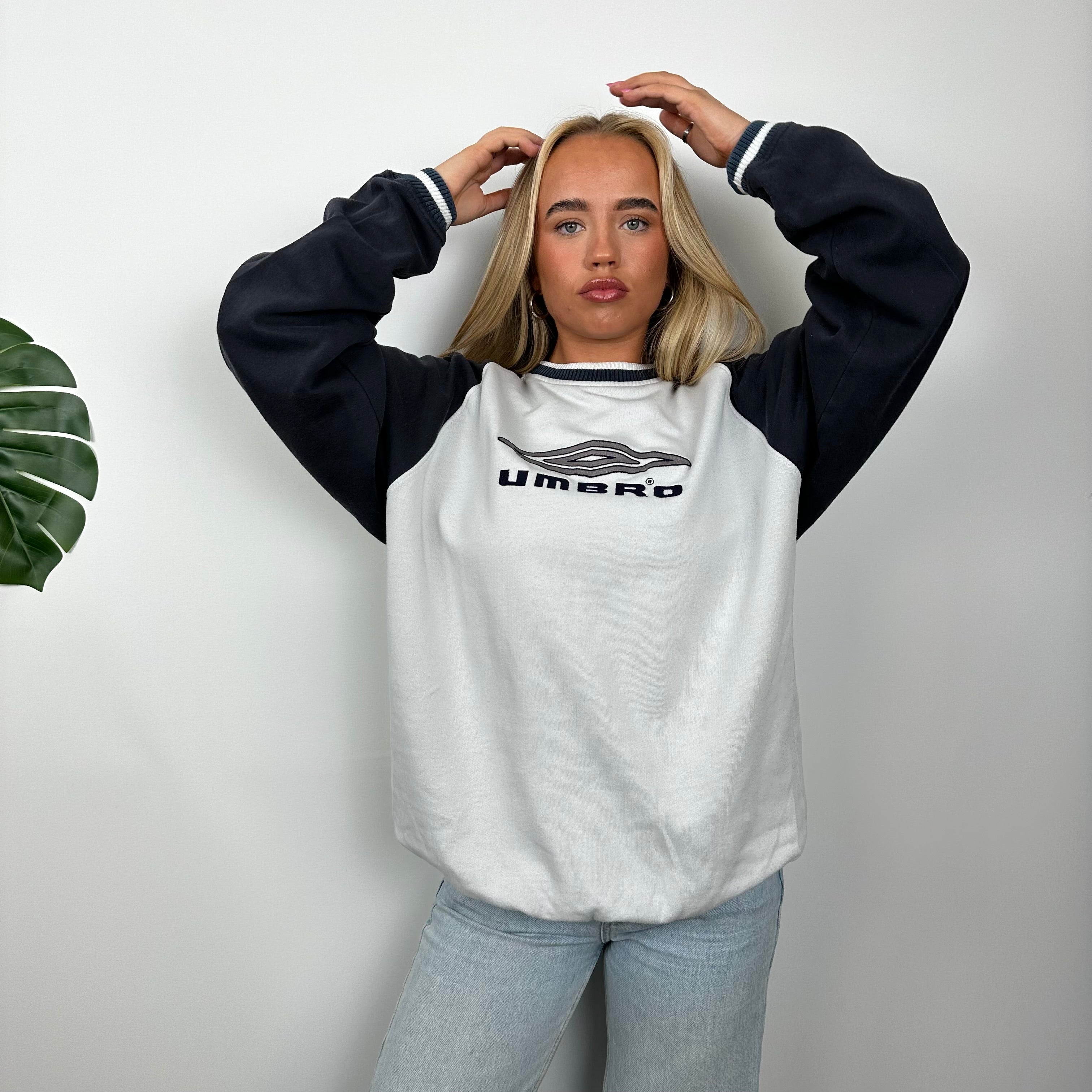 Umbro White Embroidered Spell Out Sweatshirt (L)