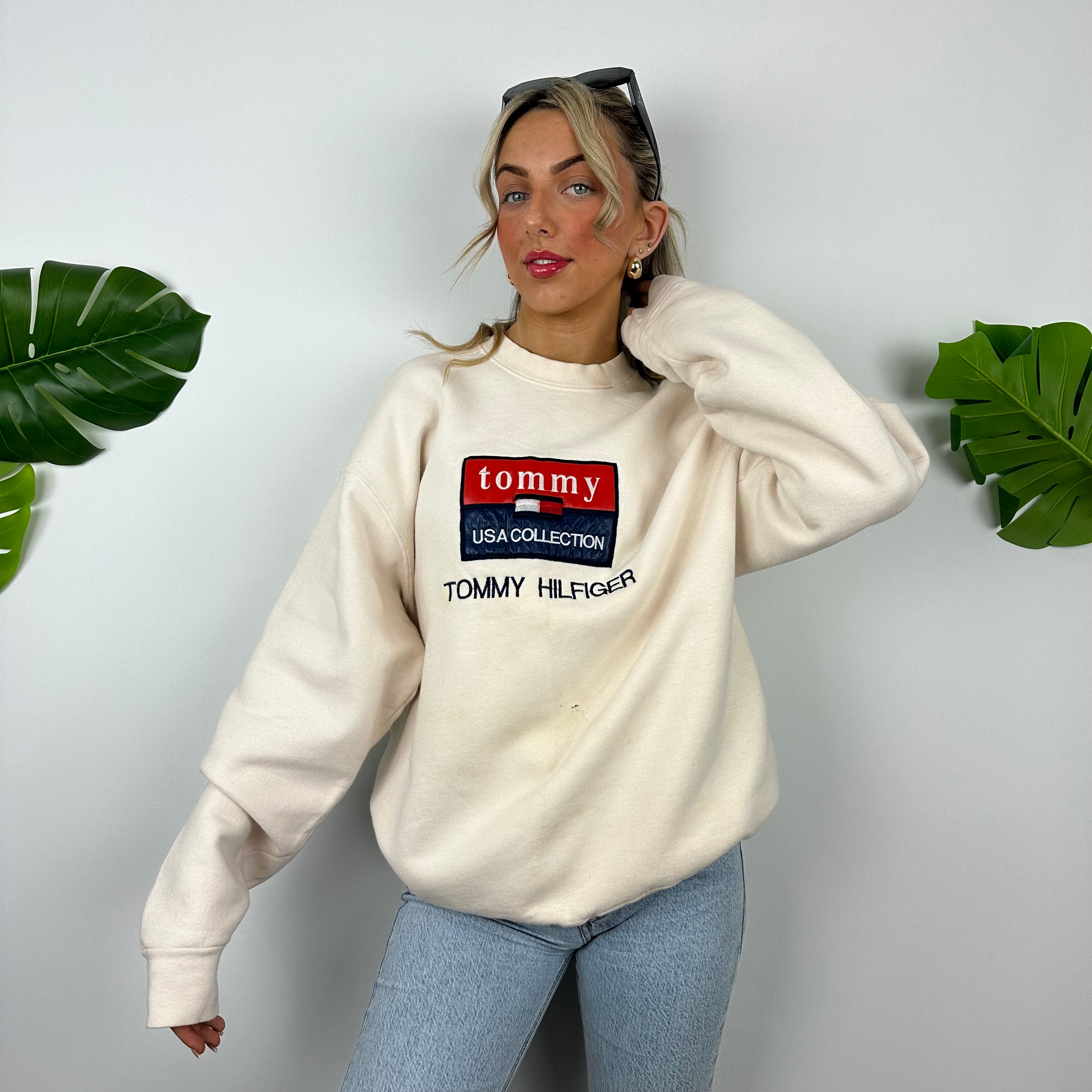 Tommy Hilfiger Cream Embroidered Spell Out Sweatshirt (XL)
