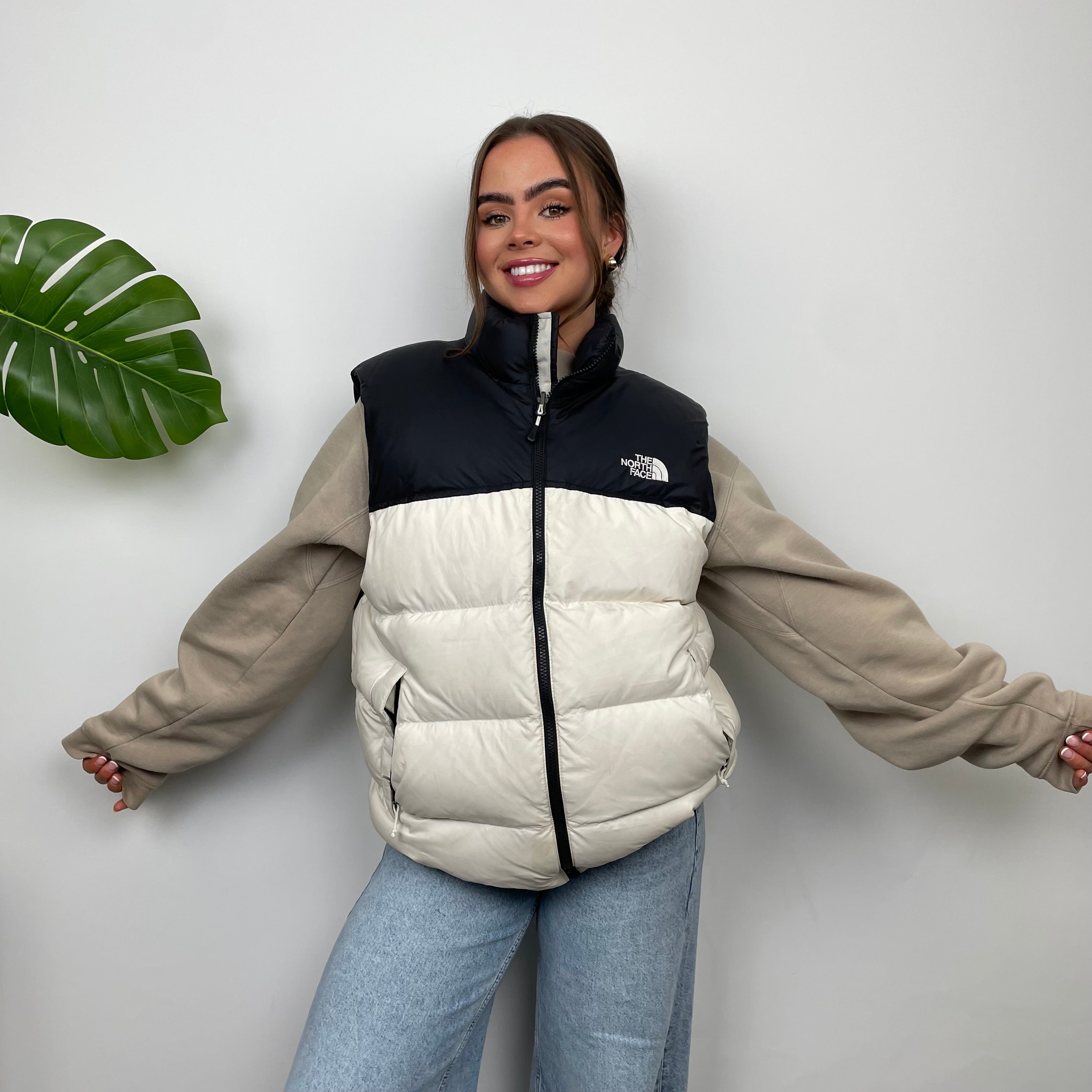 The North Face RARE White Nuptse 700 Puffer Gilet (L)