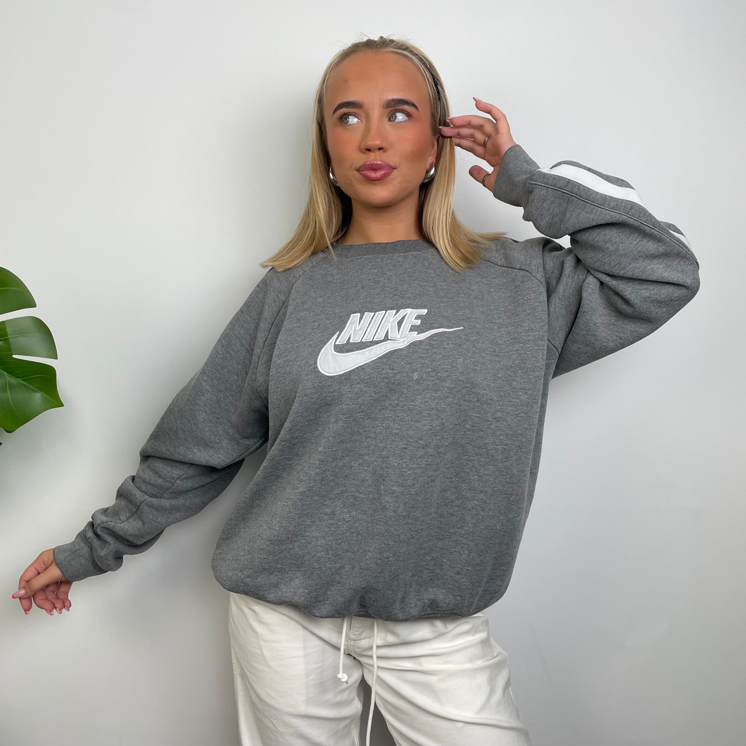 Nike Grey Embroidered Spell Out Sweatshirt (M)