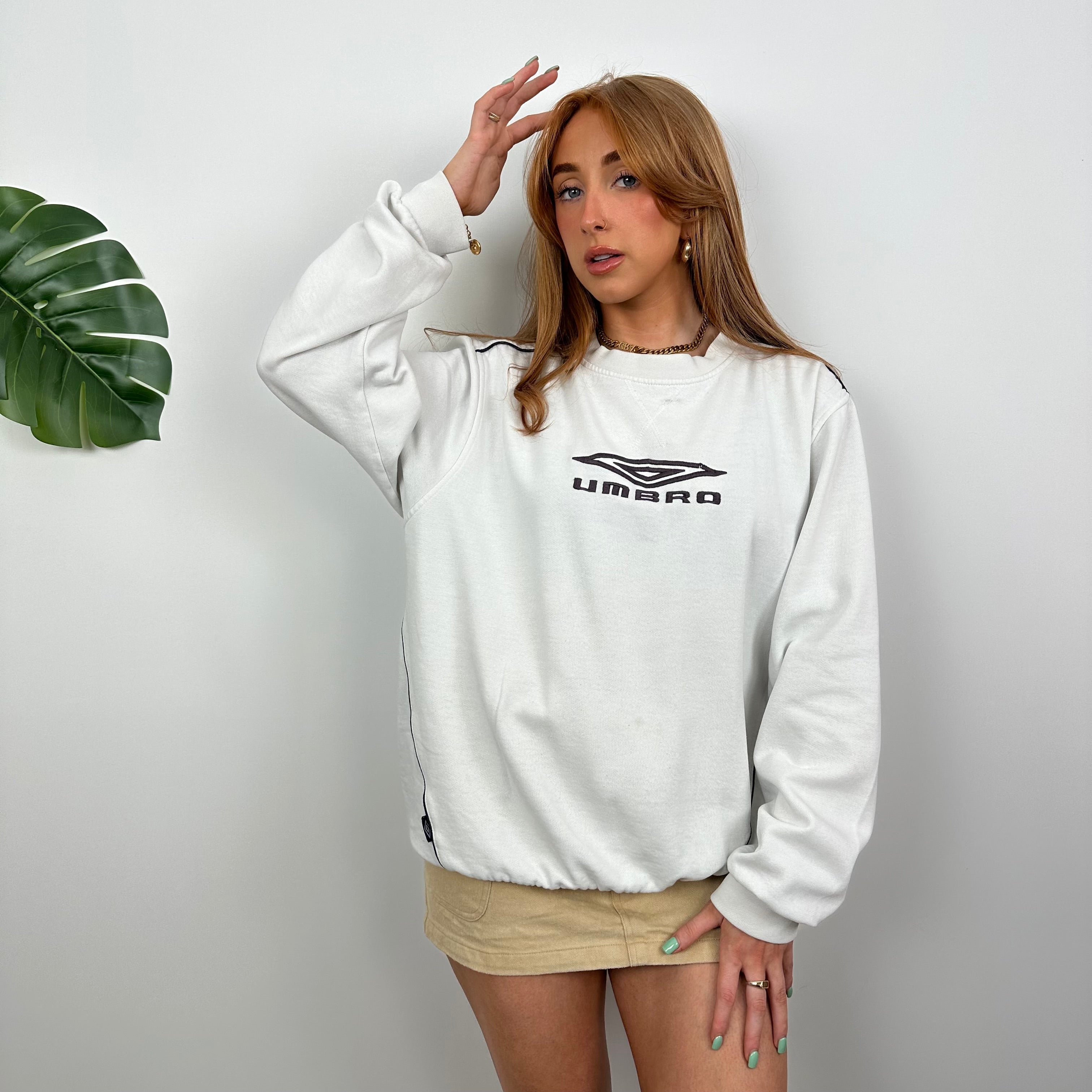 Umbro White Embroidered Spell Out Sweatshirt (M)