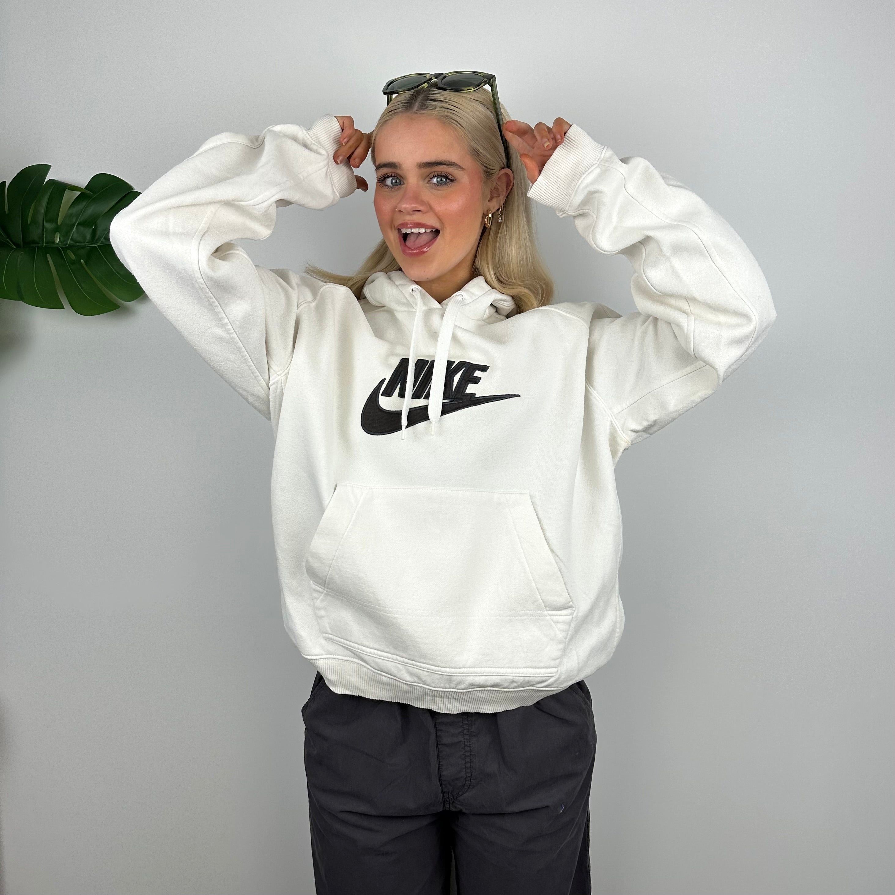 Nike White Embroidered Spell Out Hoodie (M)