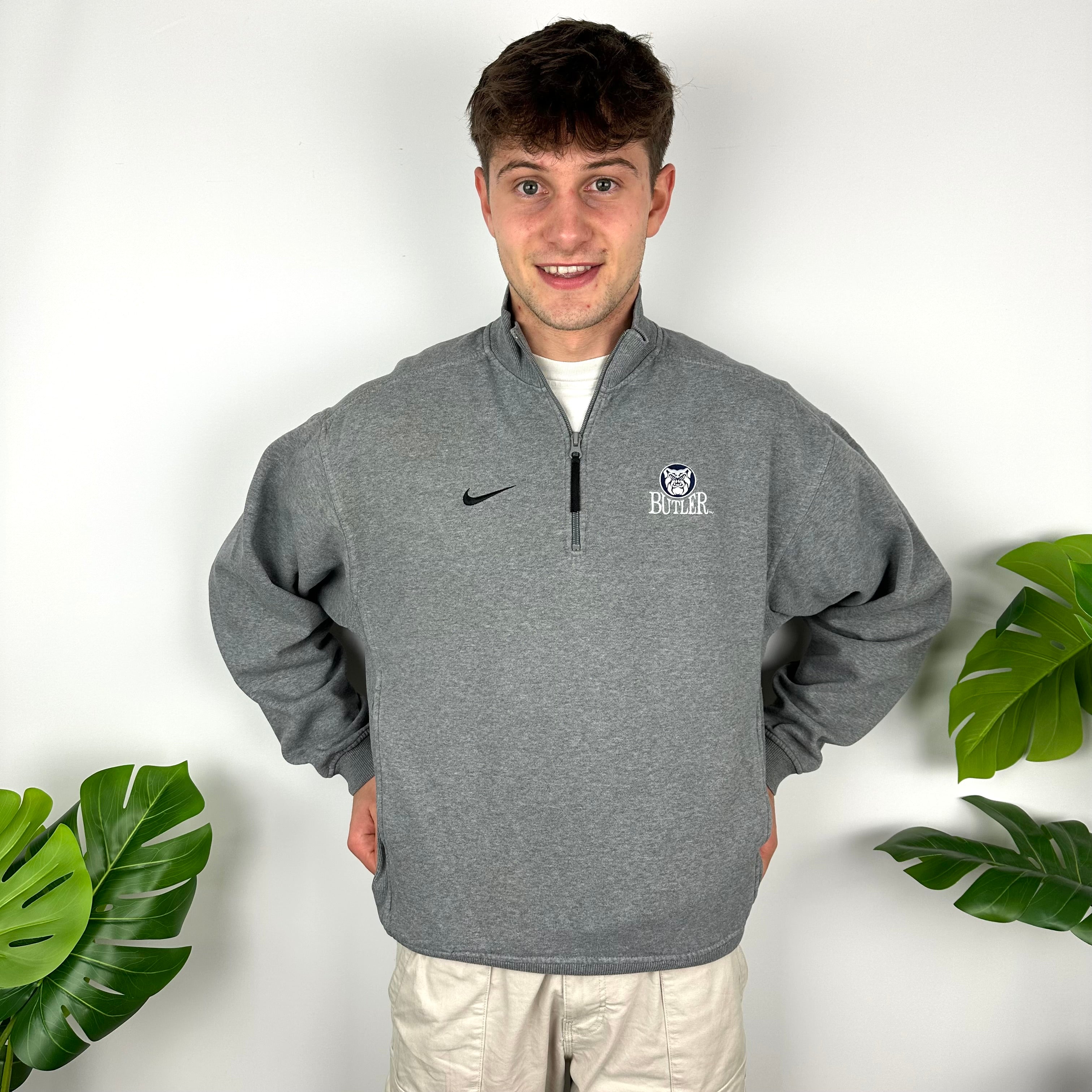 Nike X Butler University Bulldogs Grey Embroidered Spell Out Quarter Zip Sweatshirt (M)