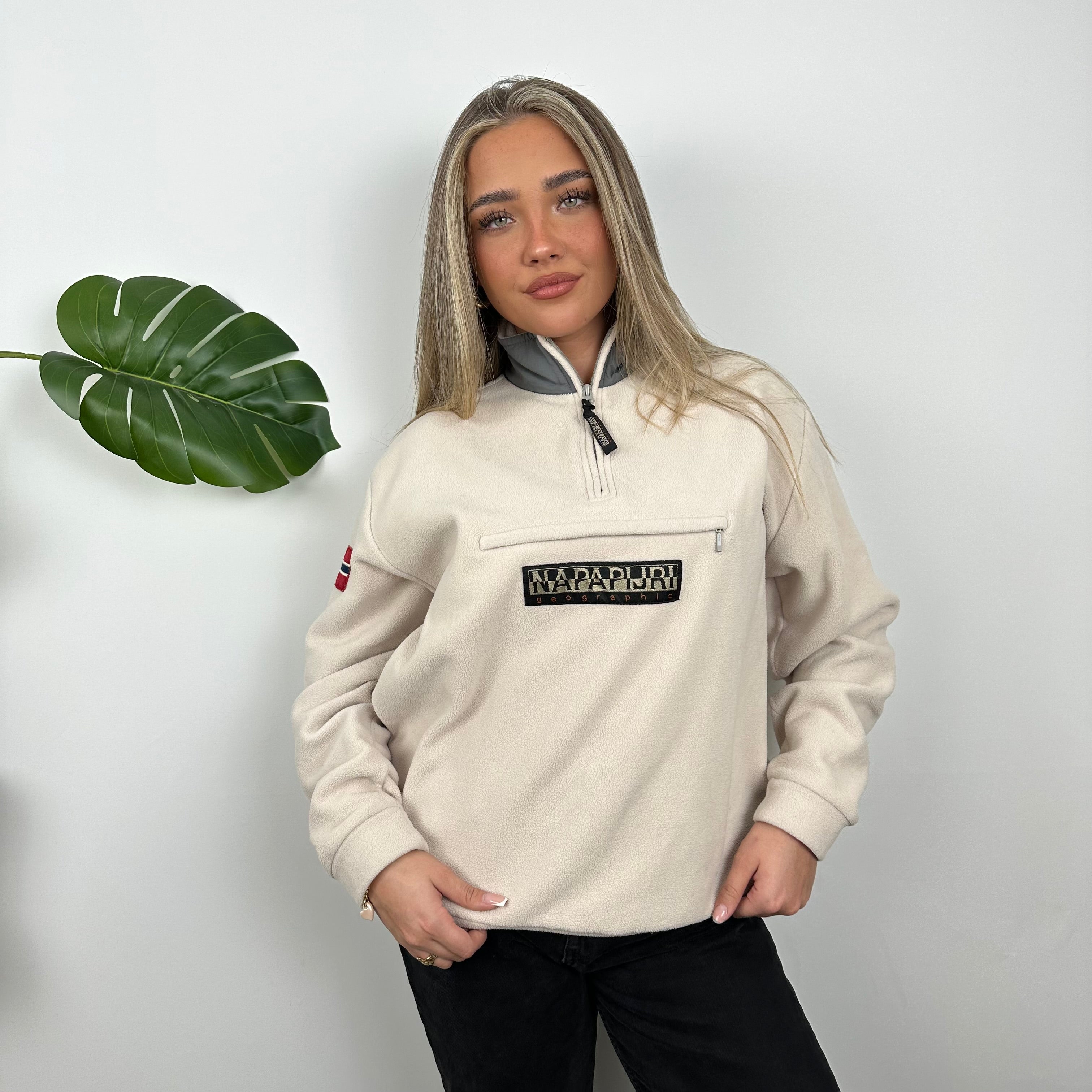 Napapijri Cream Embroidered Spell Out Teddy Bear Fleece Quarter Zip (M)