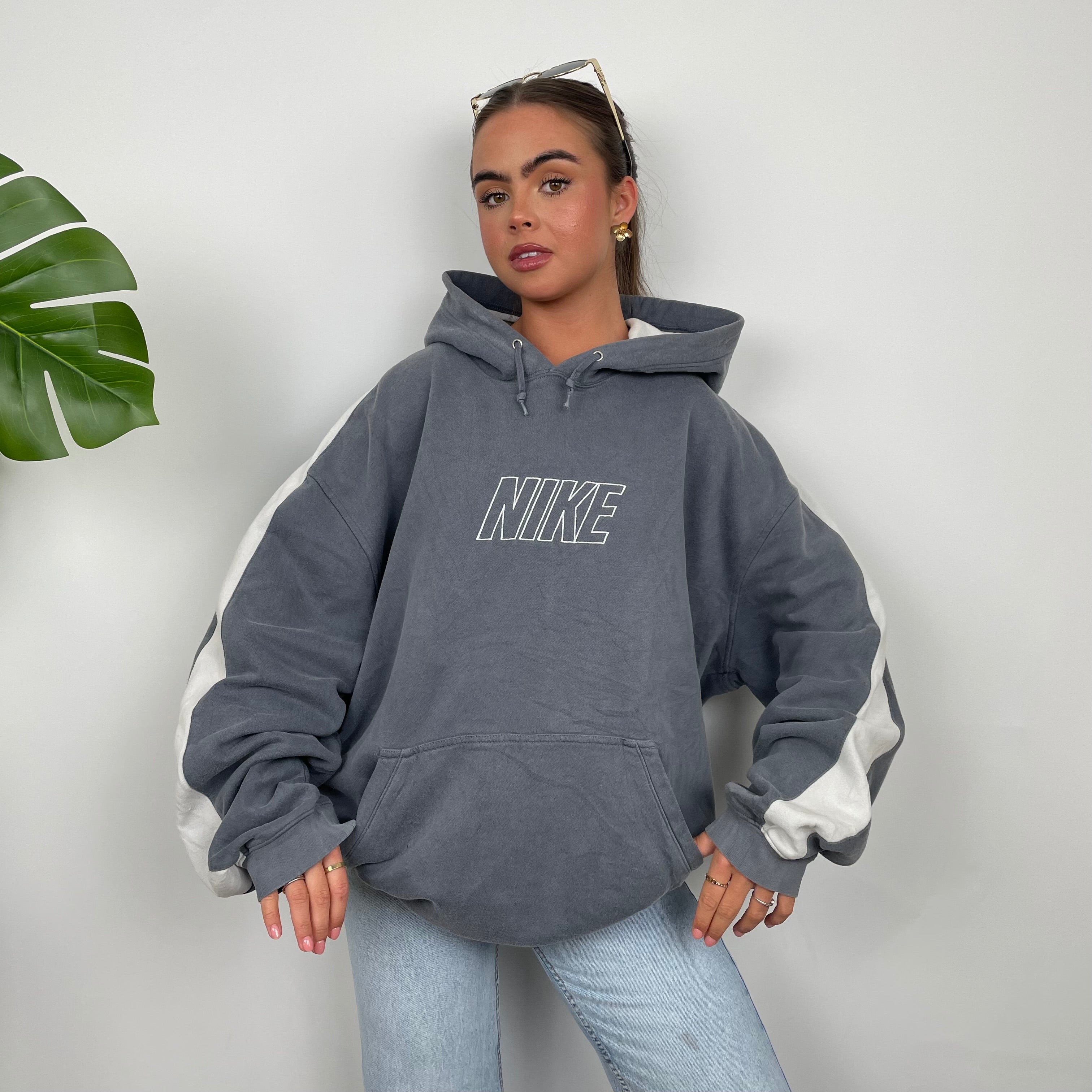 Nike Grey Embroidered Spell Out Hoodie (XXL)