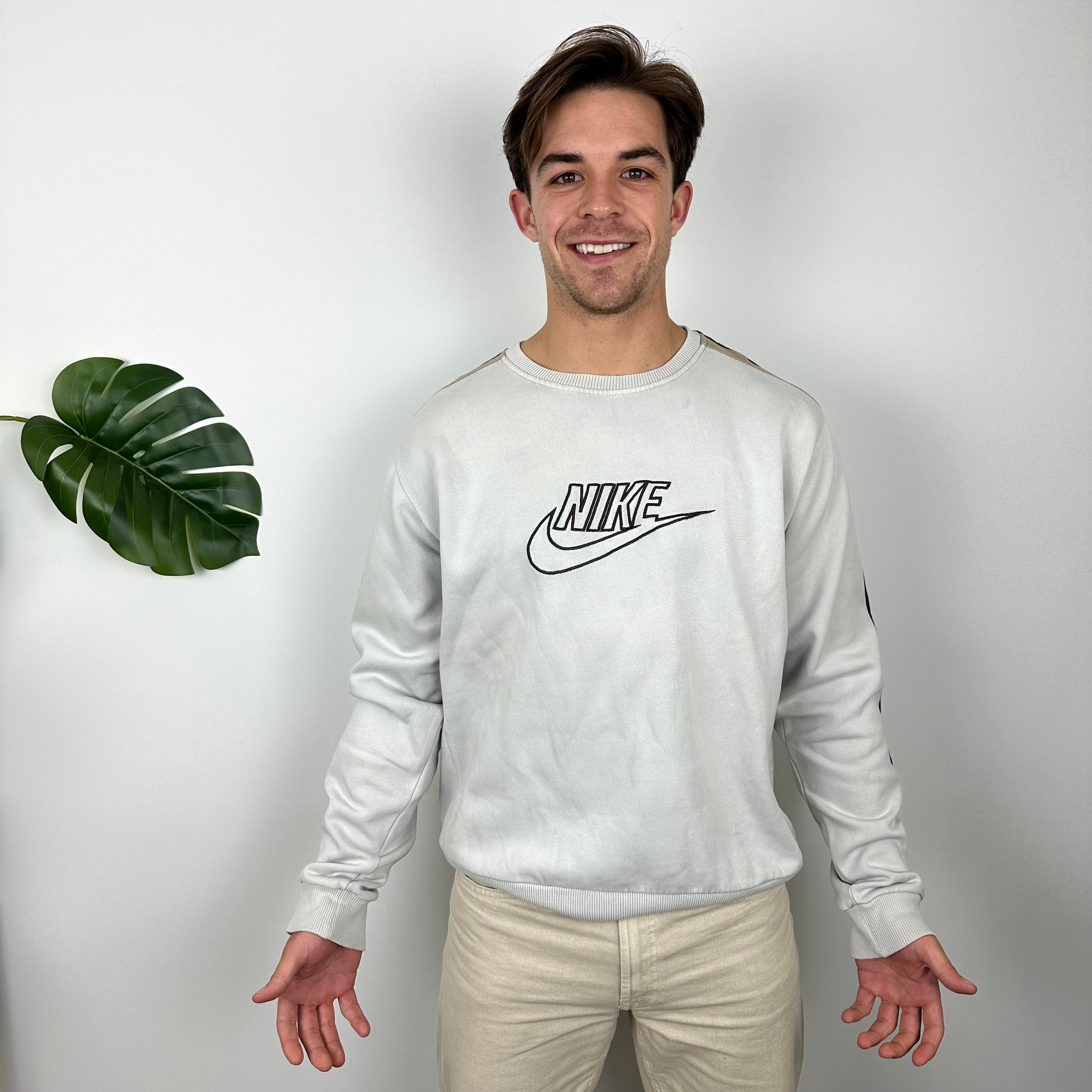 Nike White Embroidered Spell Out Sweatshirt (L)