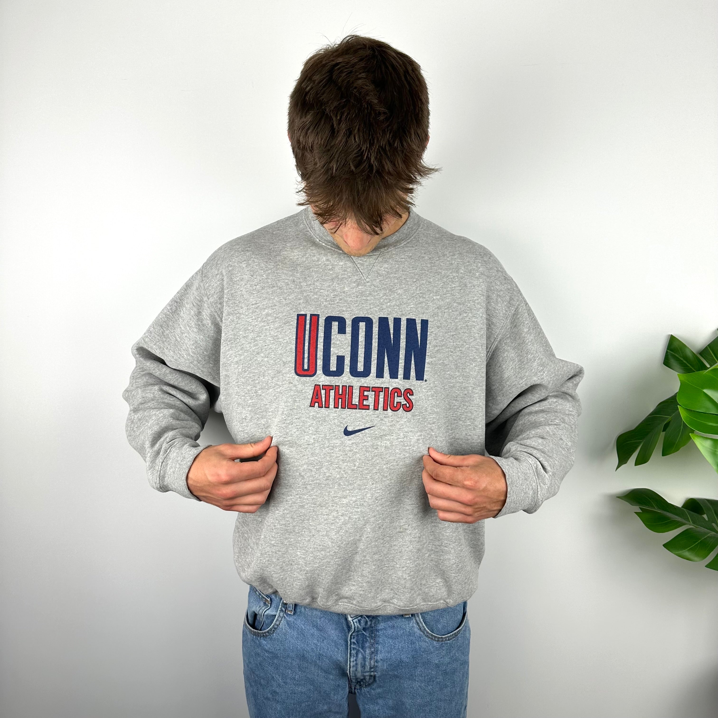 Nike X U Conn Athletics RARE Grey Spell Out Sweatshirt (L)