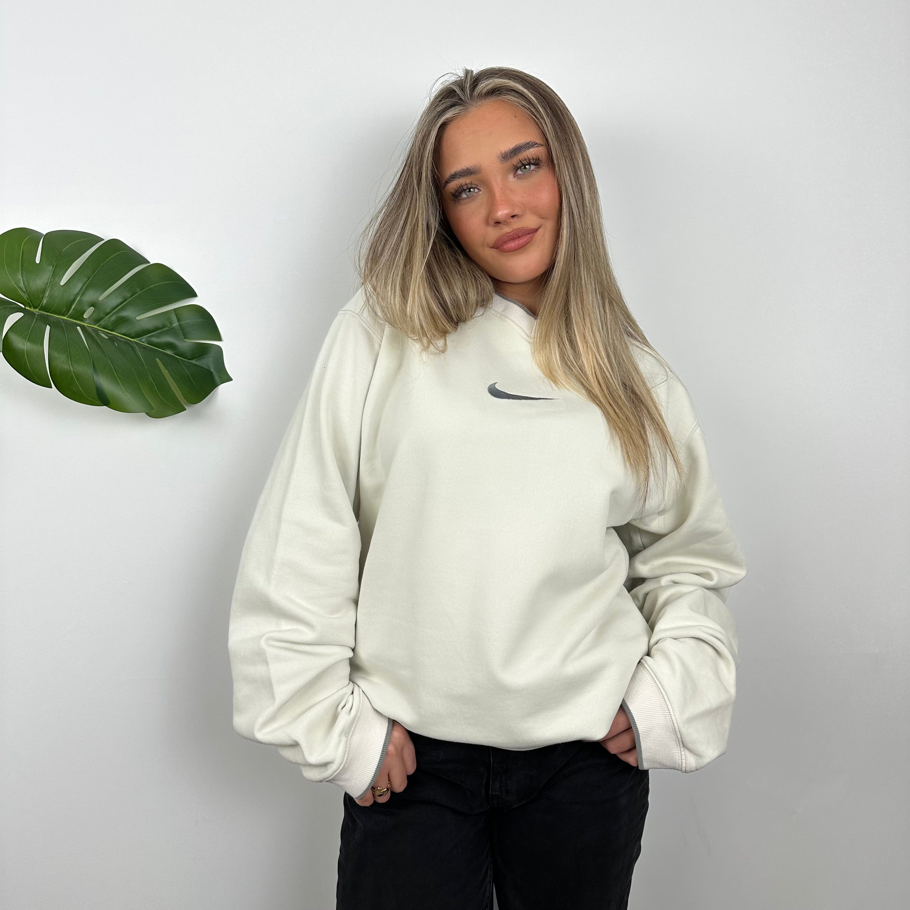 Nike Cream Embroidered Swoosh Sweatshirt (L)