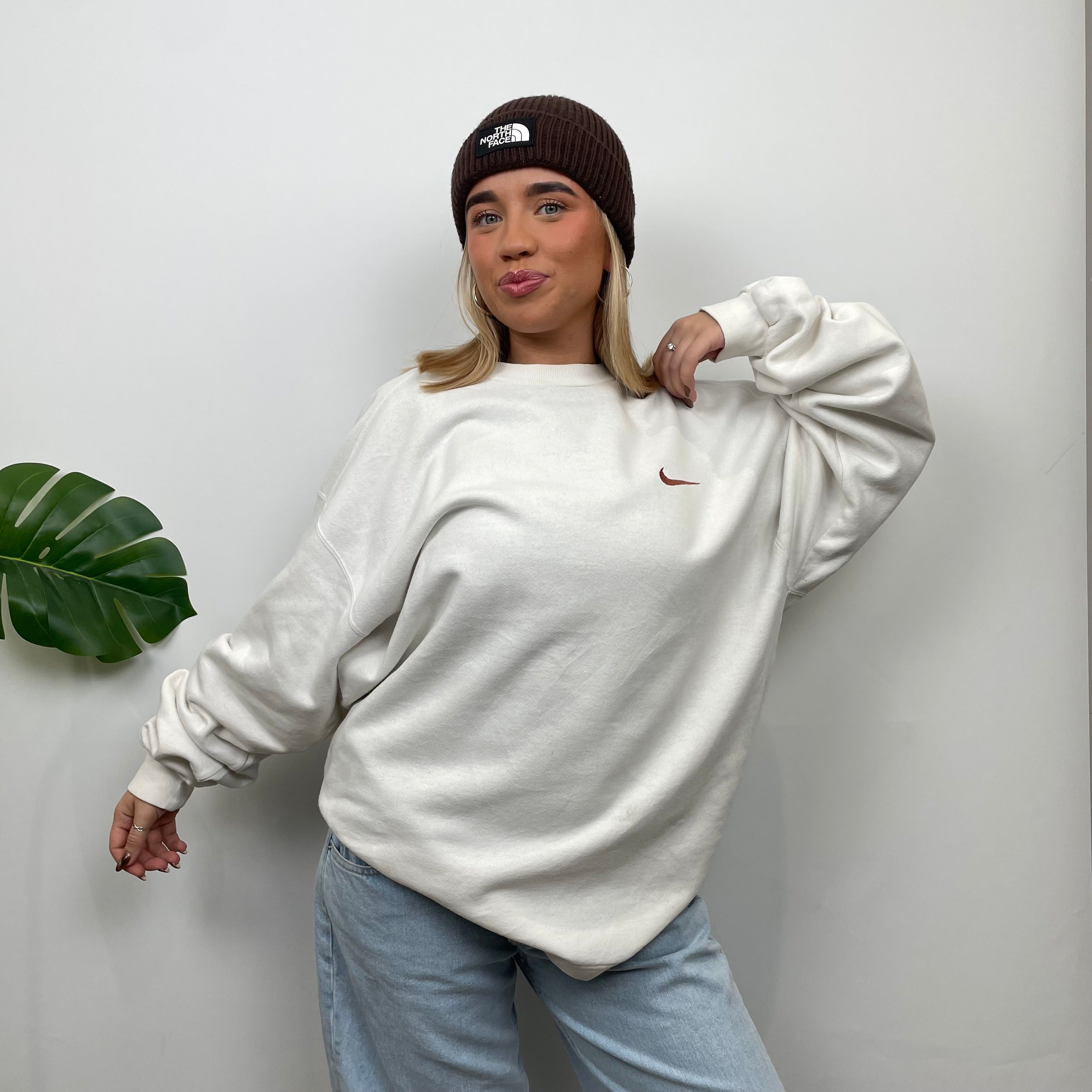 Nike RARE White Embroidered Swoosh Sweatshirt (L)