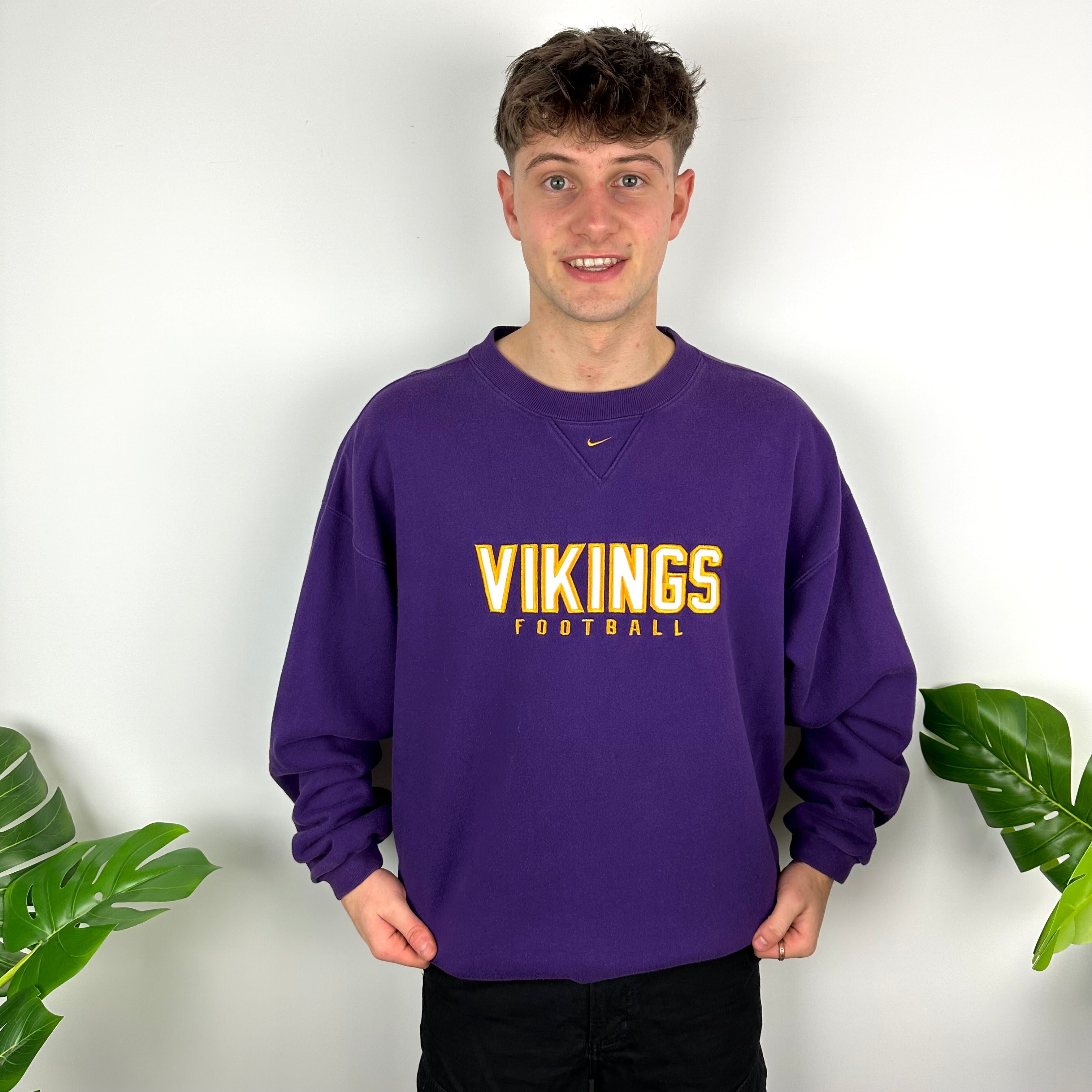 Nike x Minnesota Vikings Purple Embroidered Spell Out Sweatshirt (XL)