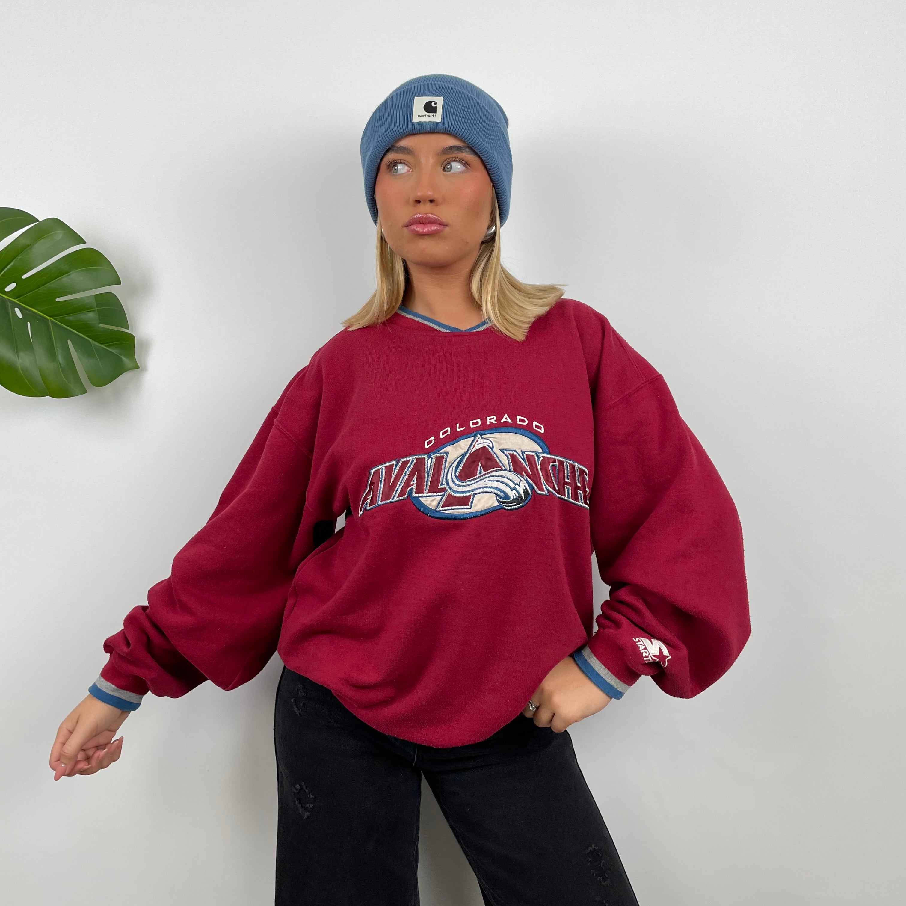 Colorado Avalanche Maroon Embroidered Spell Out Sweatshirt (L)