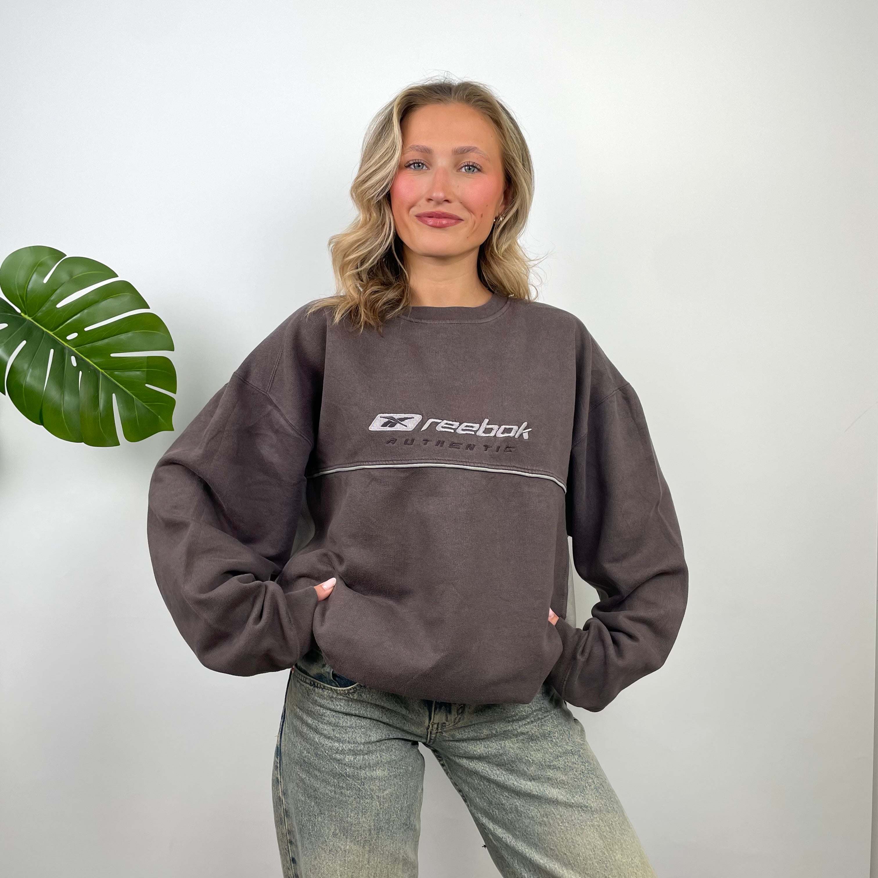 Reebok Authentic Brown Embroidered Spell Out Sweatshirt (L)