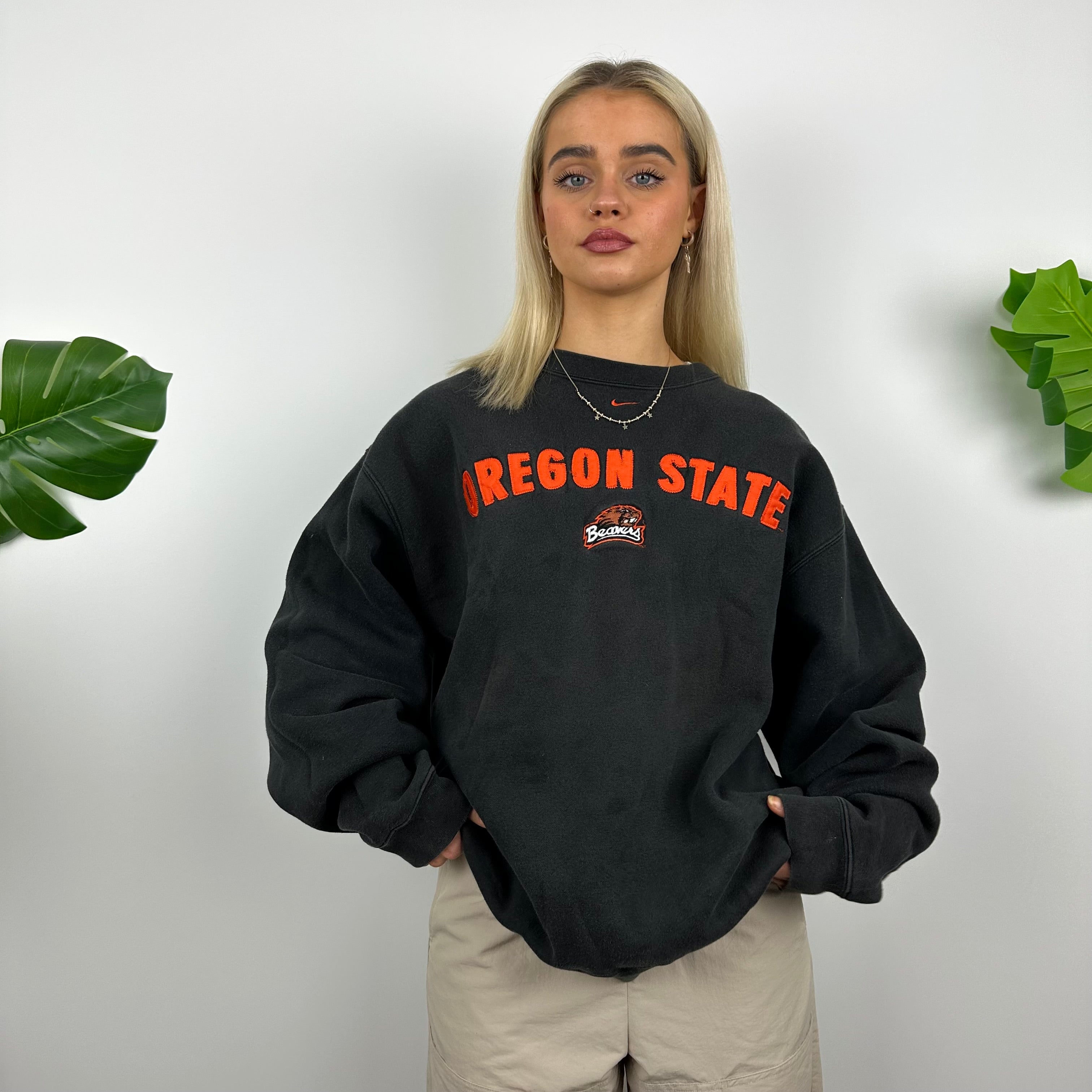 Nike x Oregon State RARE Black Embroidered Spell Out Sweatshirt (L)