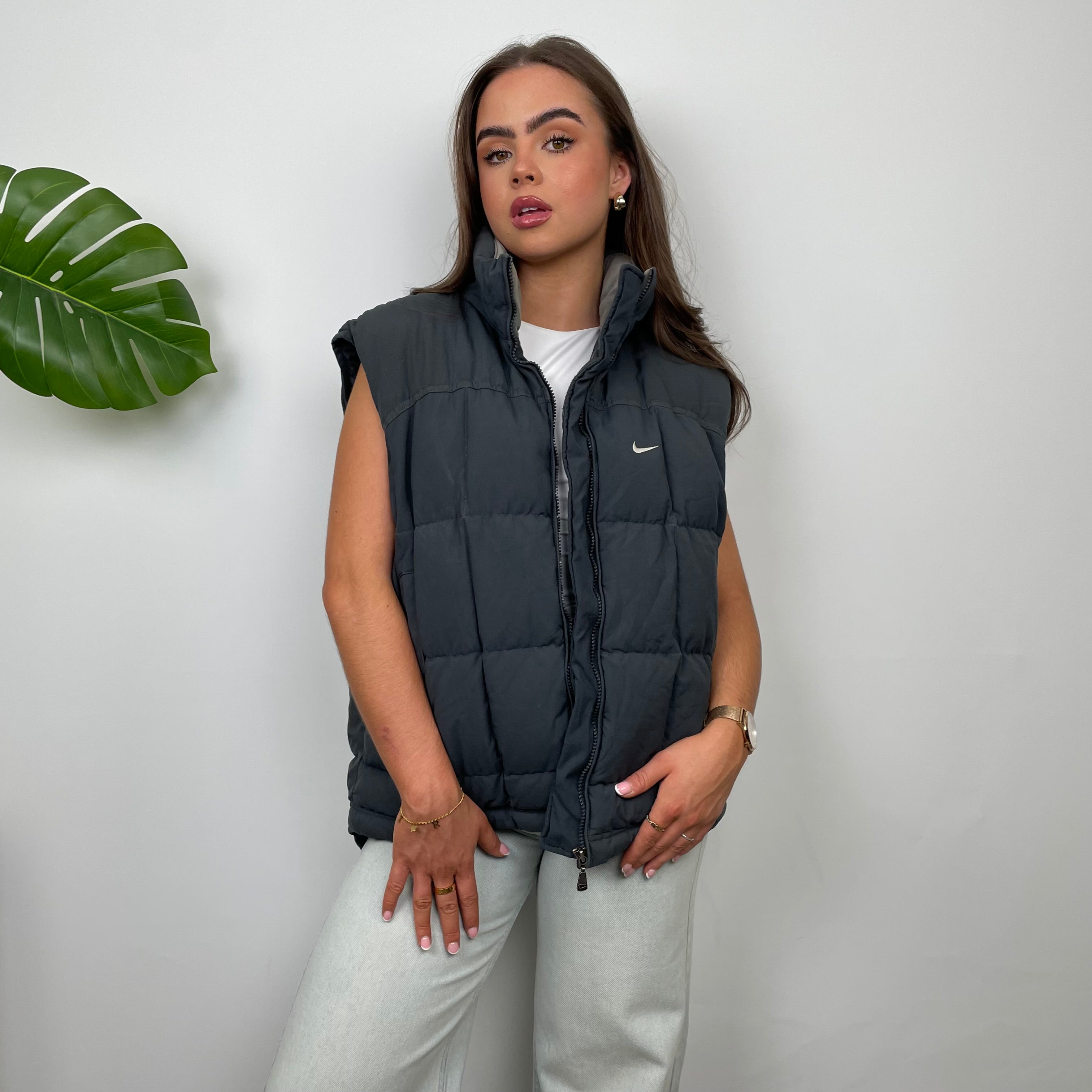 Nike Grey Embroidered Swoosh Puffer Gilet (M)