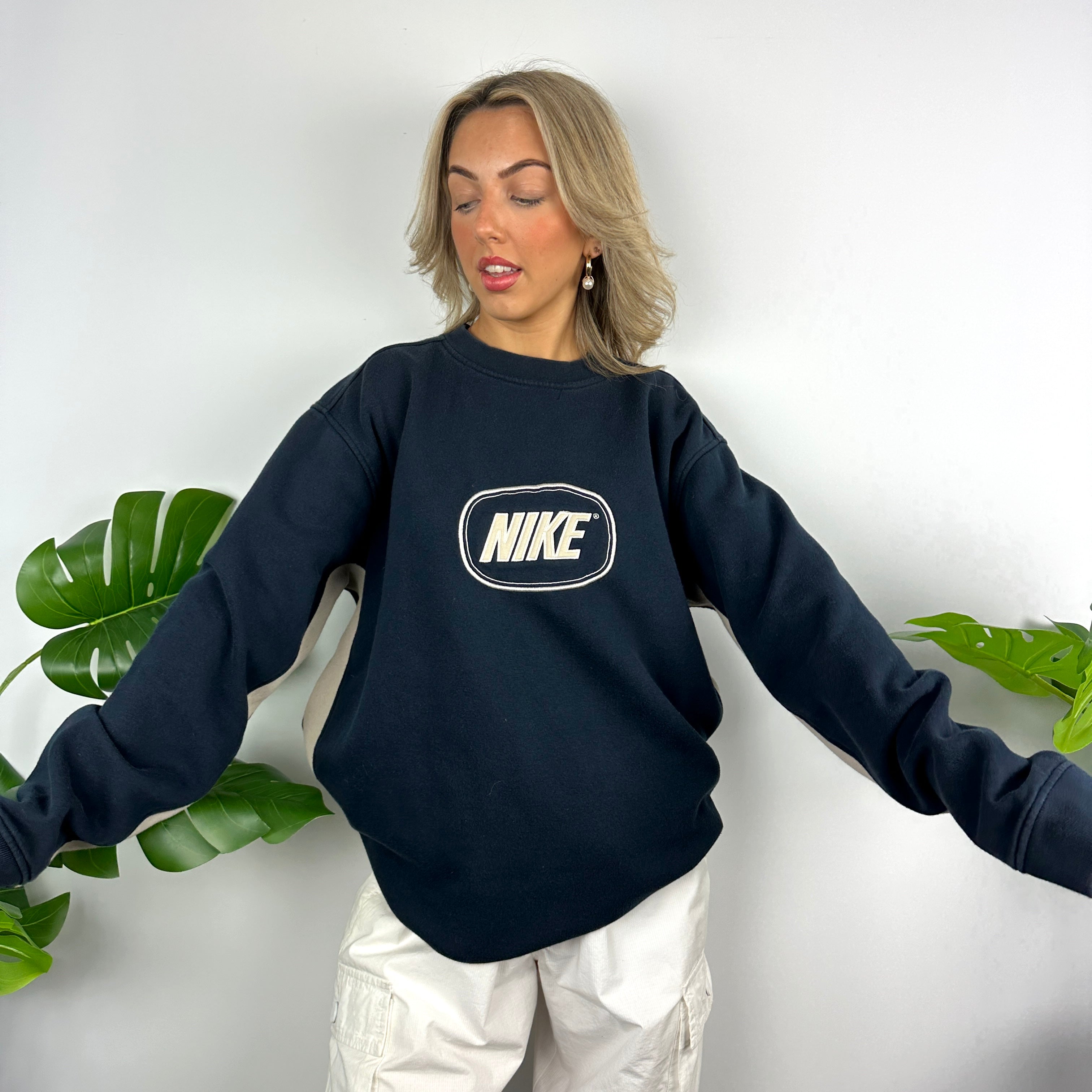 Nike Navy Embroidered Spell Out Sweatshirt (L)