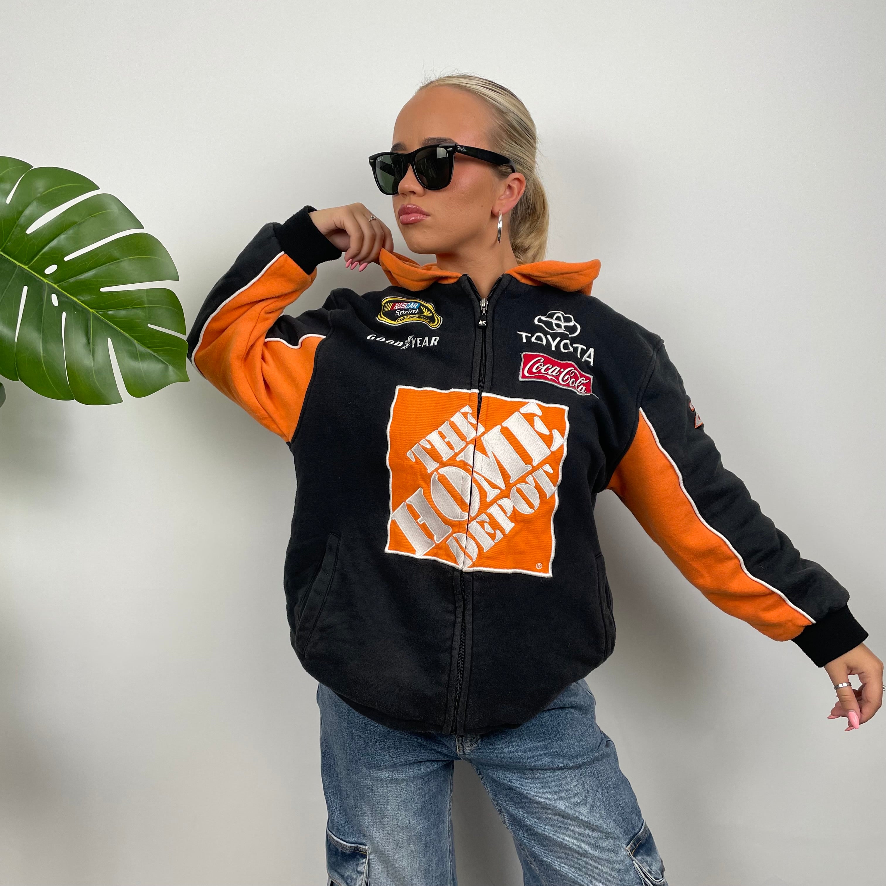 Nascar Home Depot Racing Black Embroidered Zip Up hoodie Jacket (M)