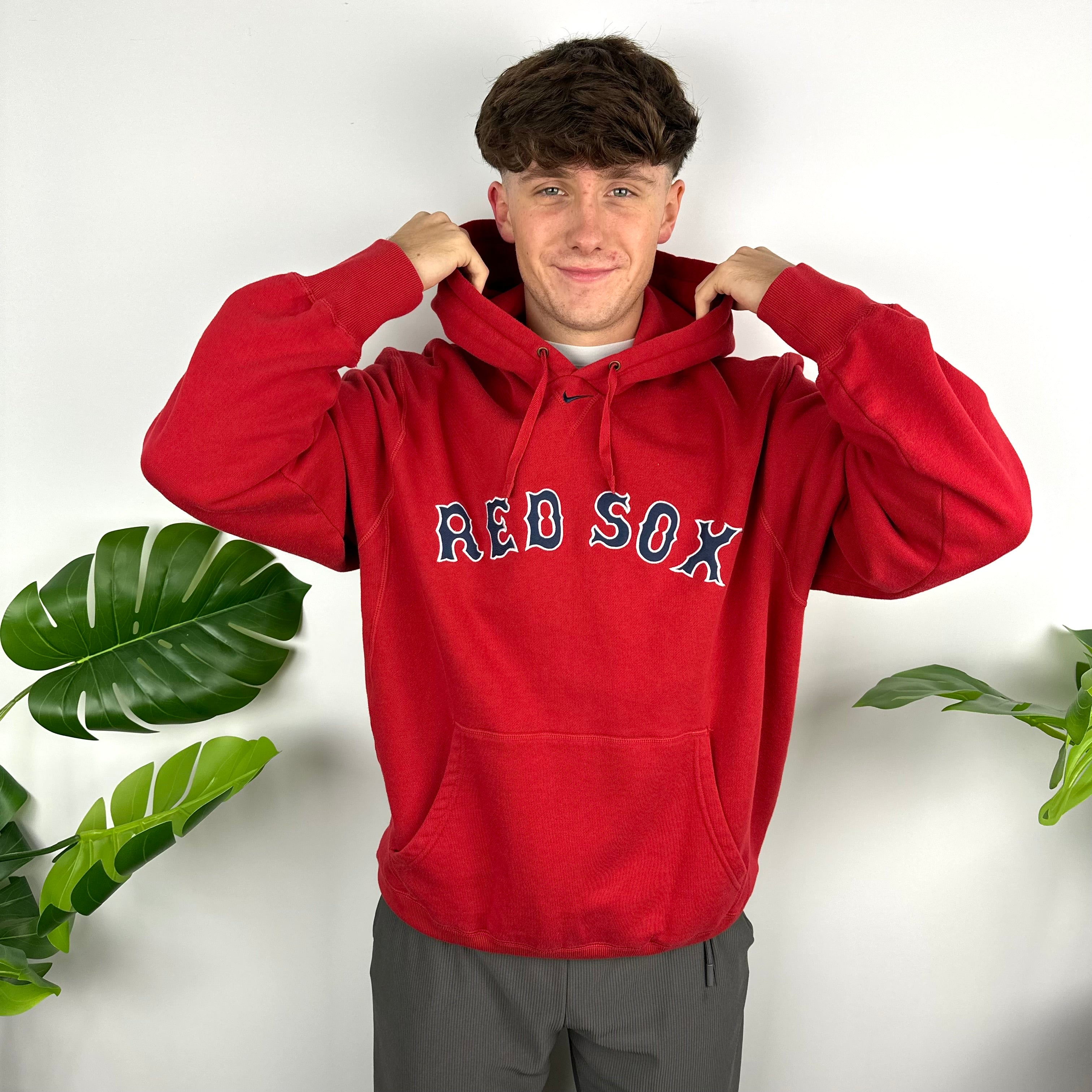 Nike X Boston Red Sox Red Embroidered Spell Out Hoodie (L)