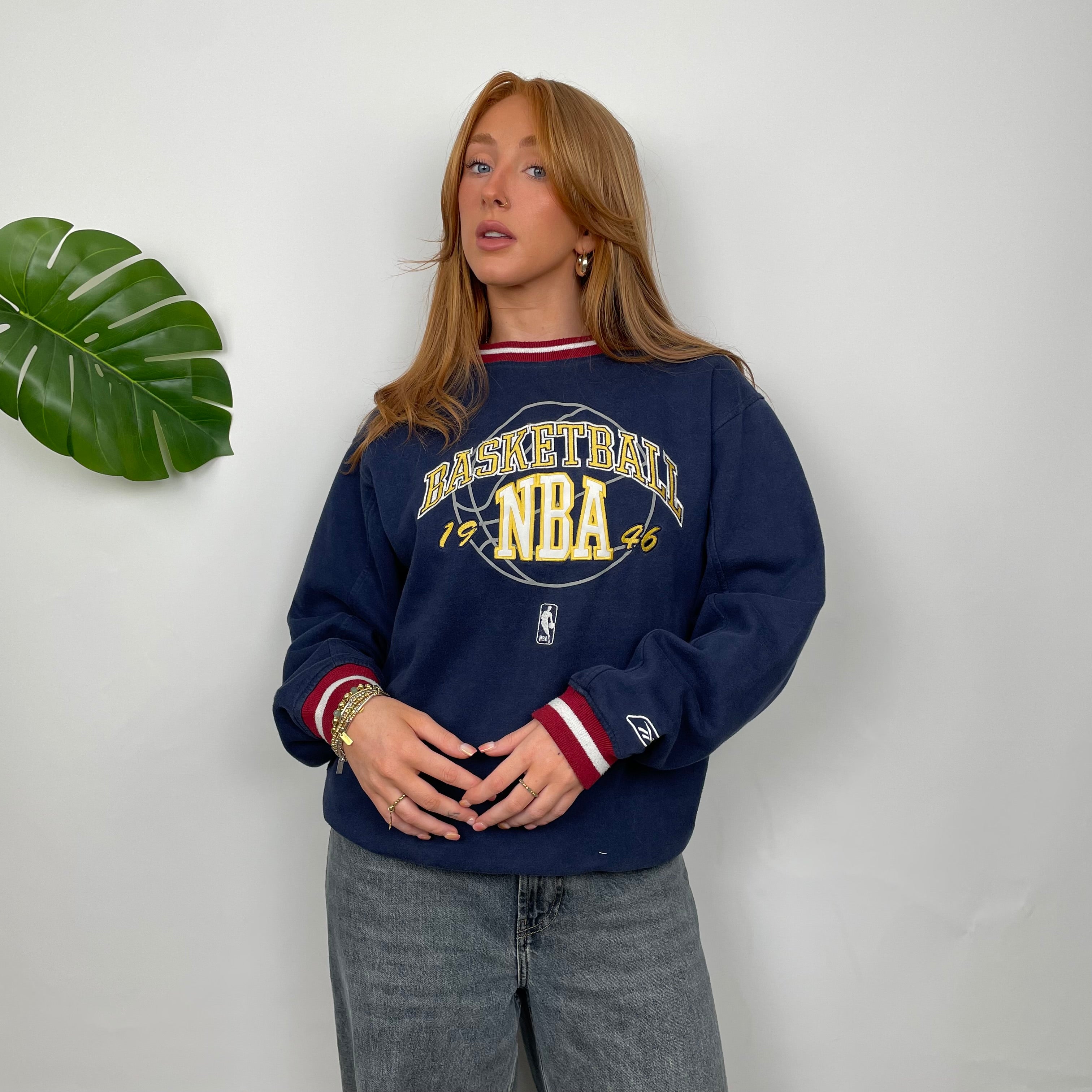 Reebok x Basketball NBA Navy Embroidered Spell Out Sweatshirt (S)