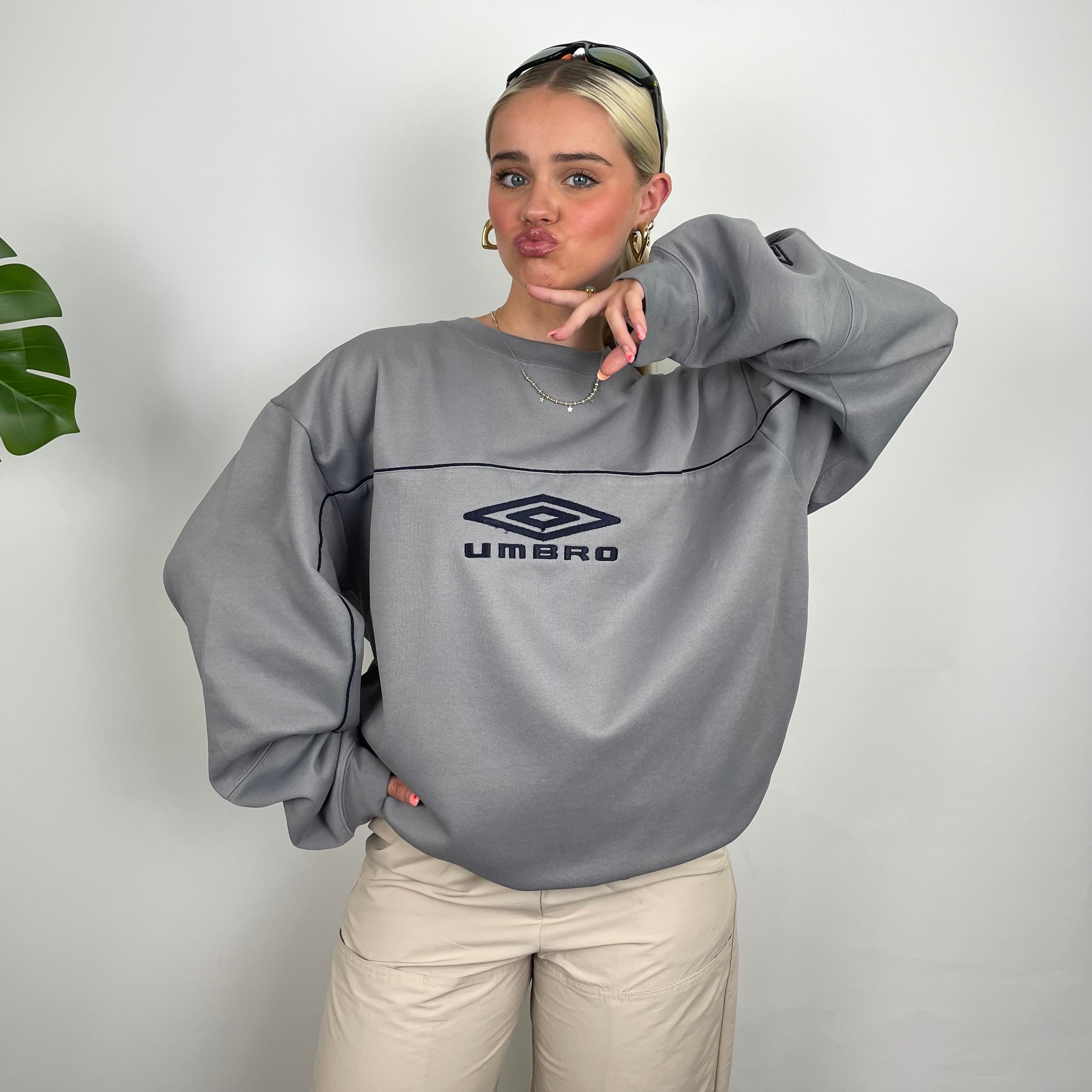 Umbro Grey Embroidered Spell Out Sweatshirt (XL)