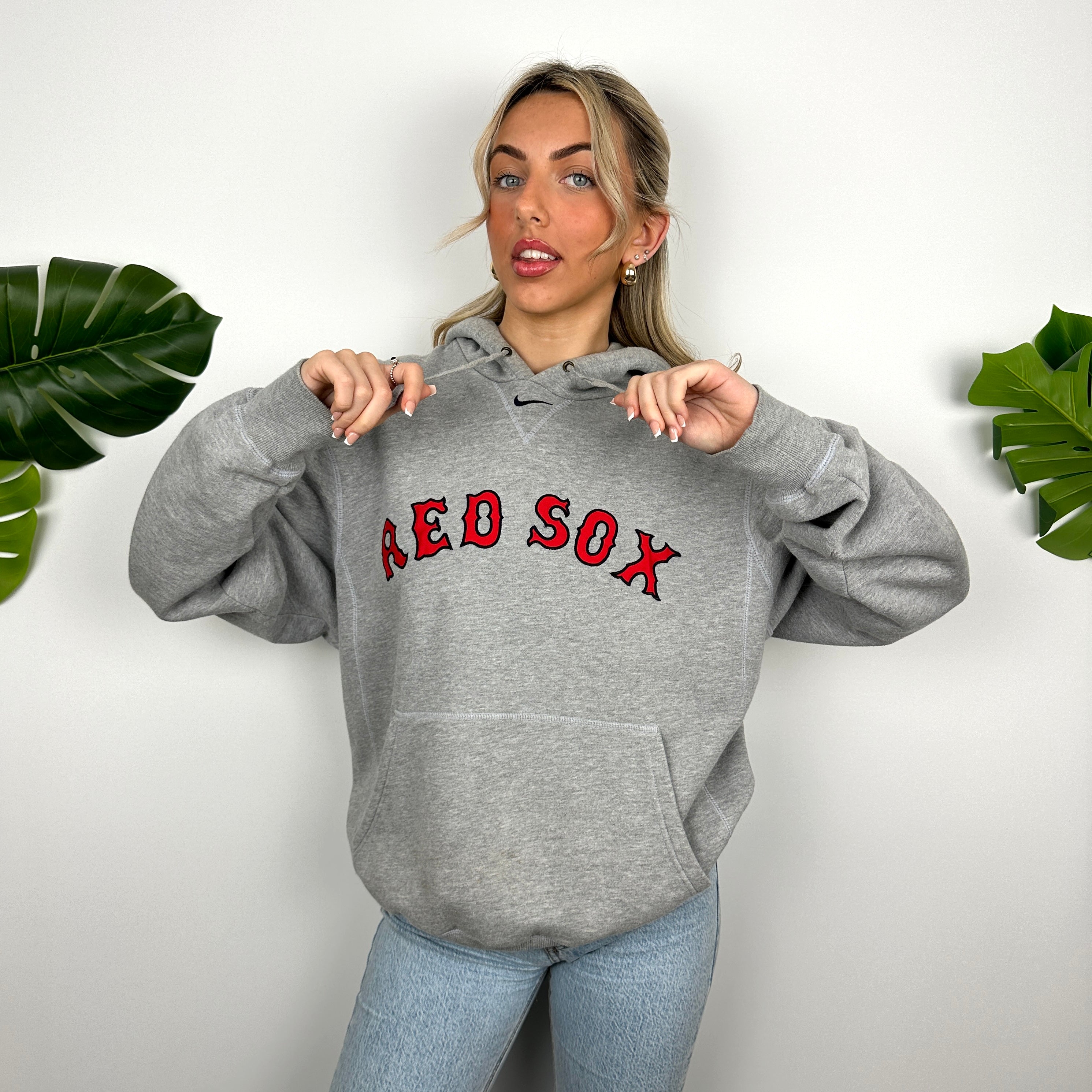 Nike X Boston Red Sox Grey Embroidered Spell Out Hoodie (M)