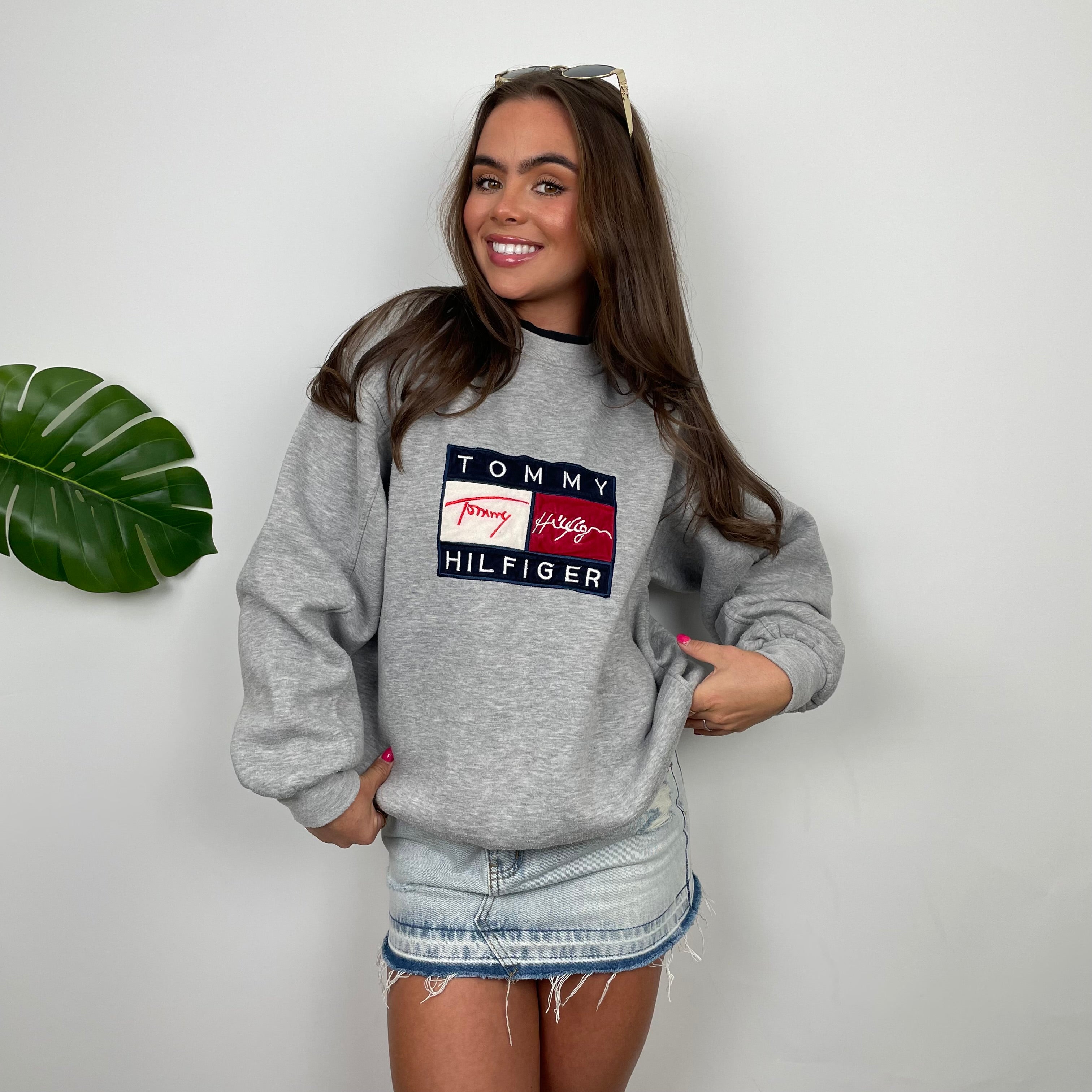 Tommy Hilfiger Grey Embroidered Spell Out Sweatshirt (M)