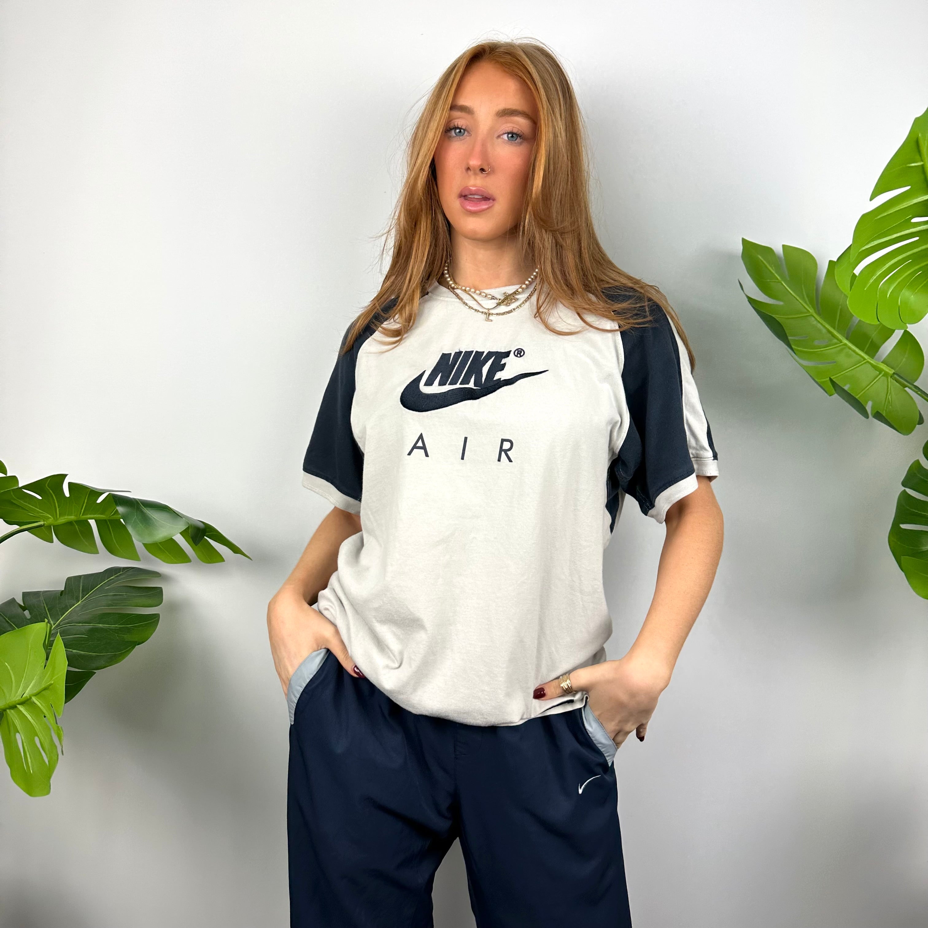 Nike Air White Embroidered Spell Out T Shirt (M)
