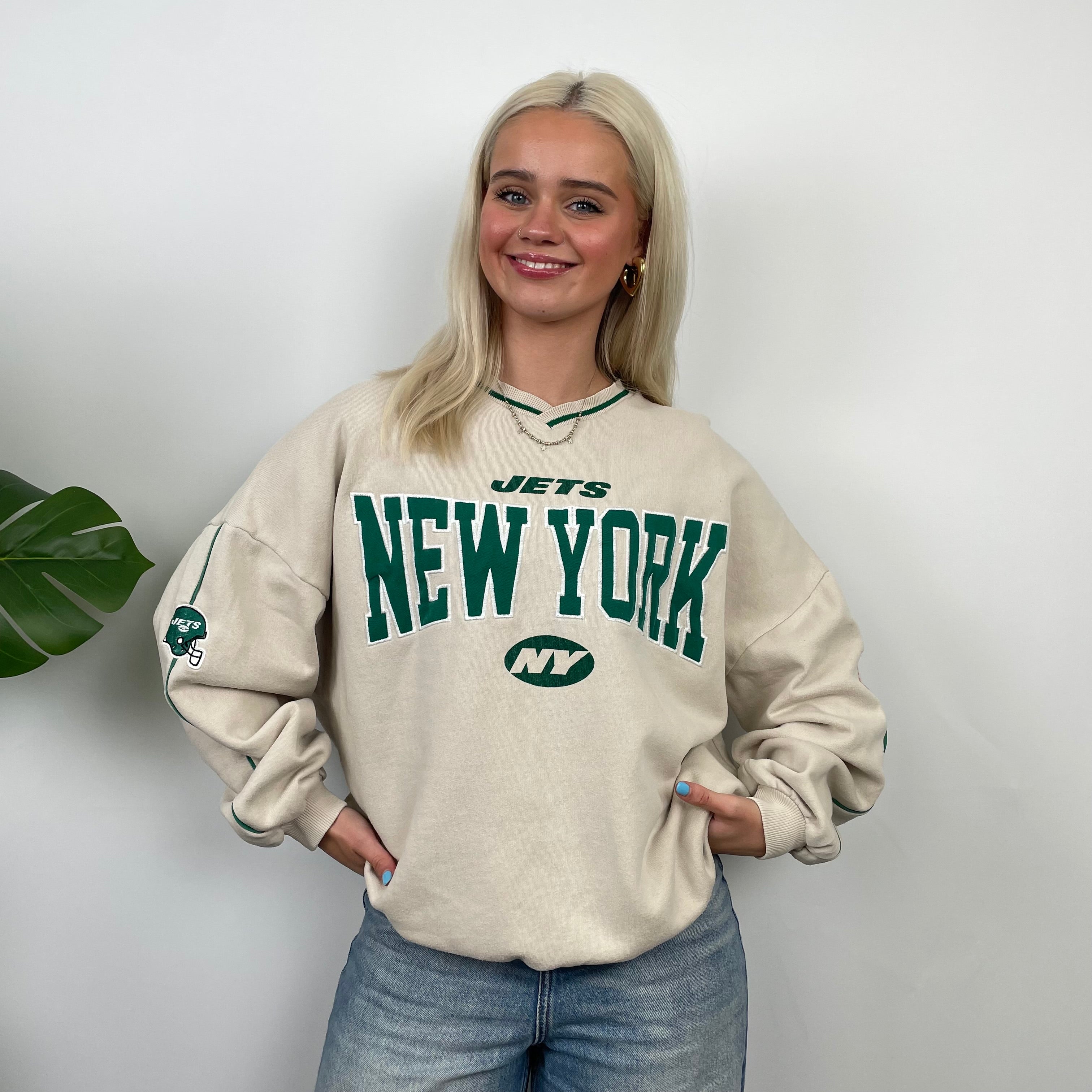 New York Jets Cream Embroidered Spell Out Sweatshirt (S)