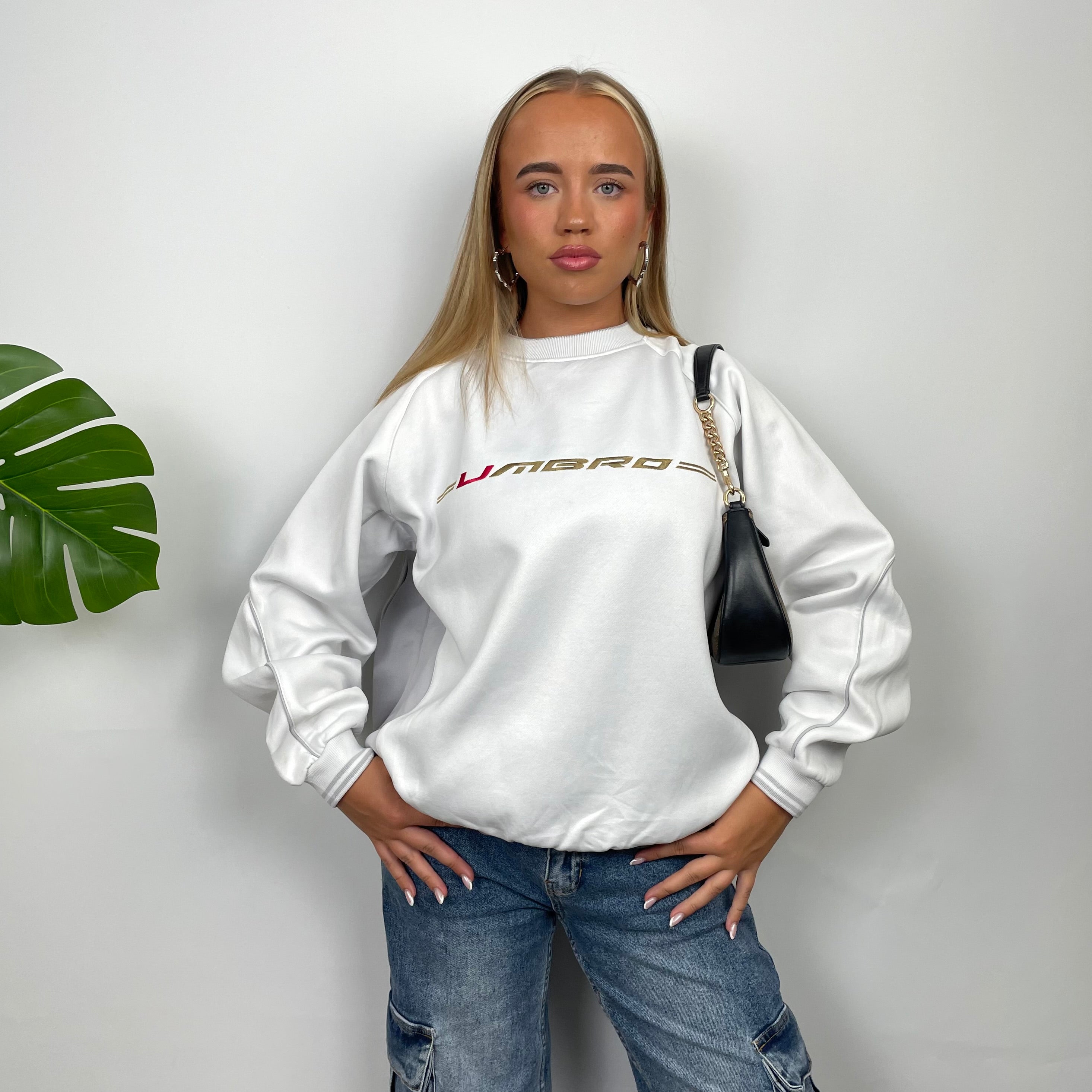 Umbro White Embroidered Spell Out Sweatshirt (L)