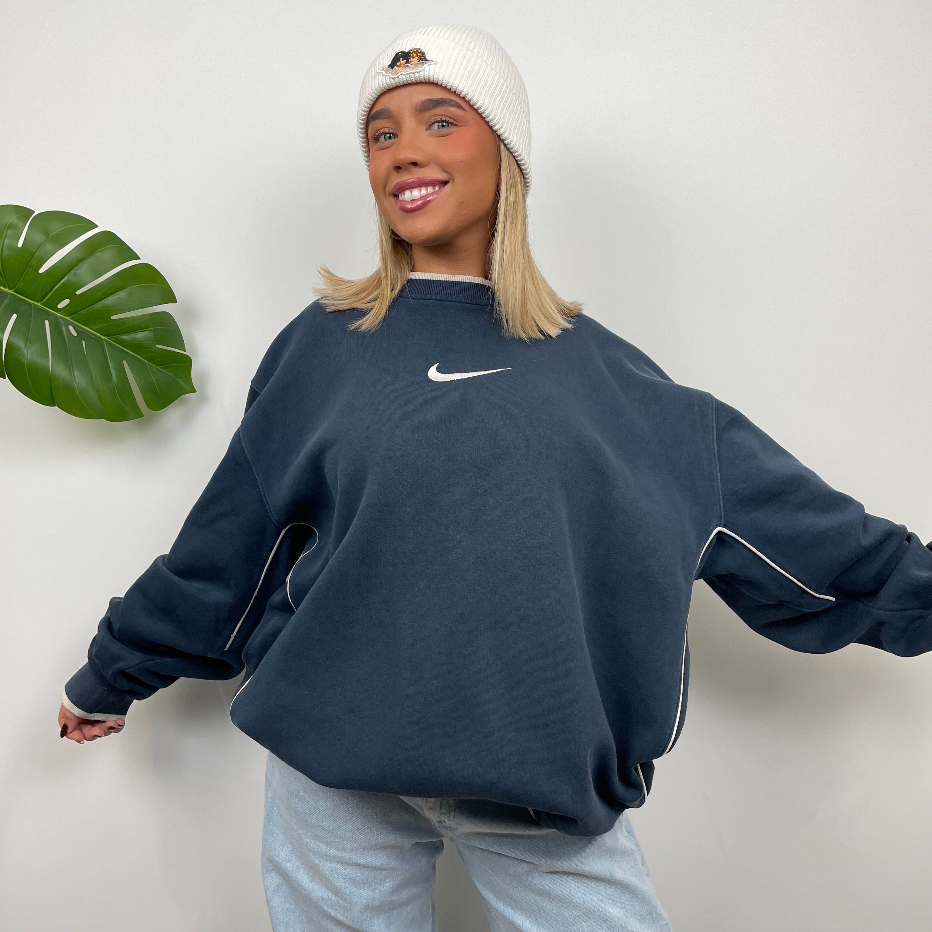 Nike Navy Embroidered Swoosh Sweatshirt (XL)