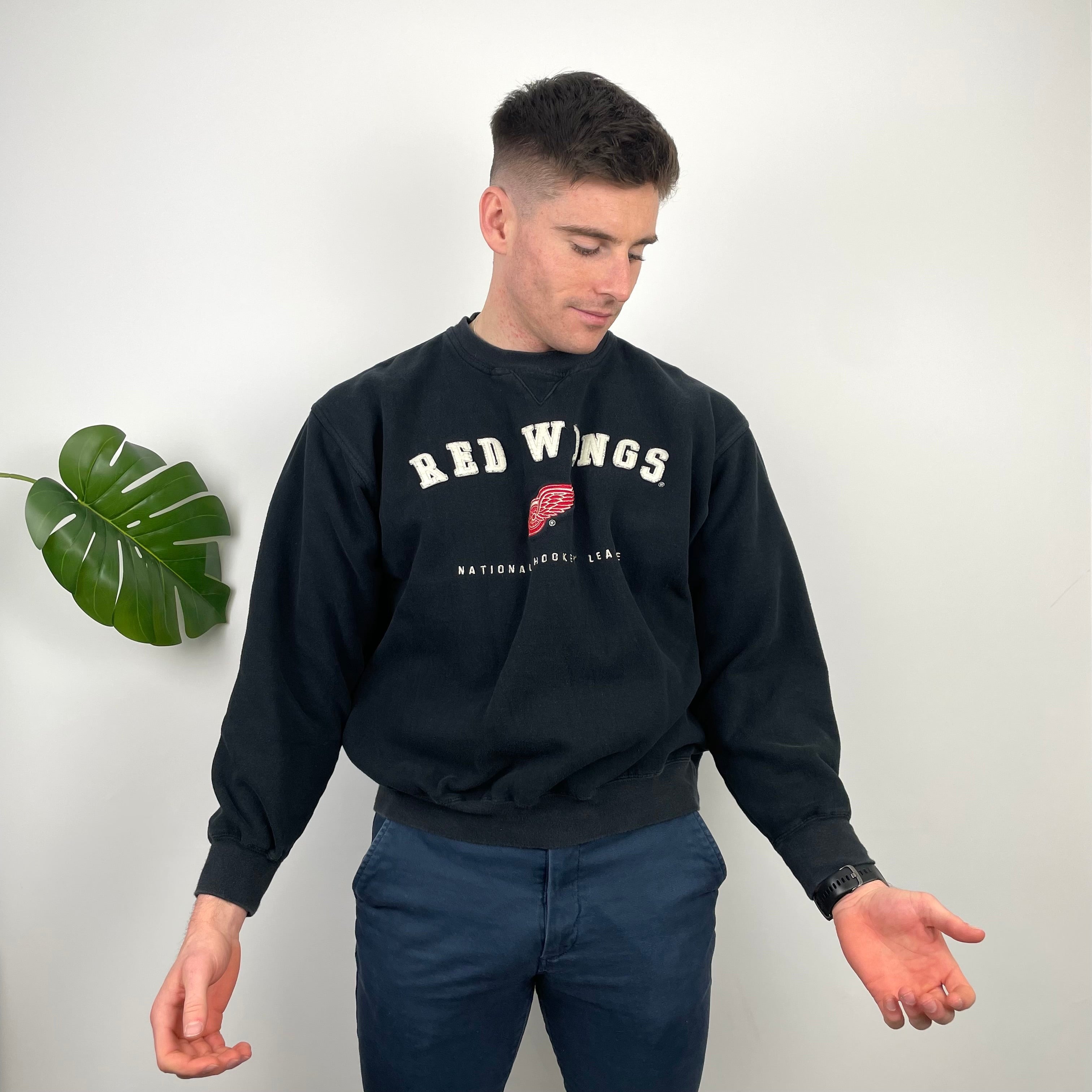 Detroit Redwings RARE Black Embroidered Spell Out Sweatshirt (M)
